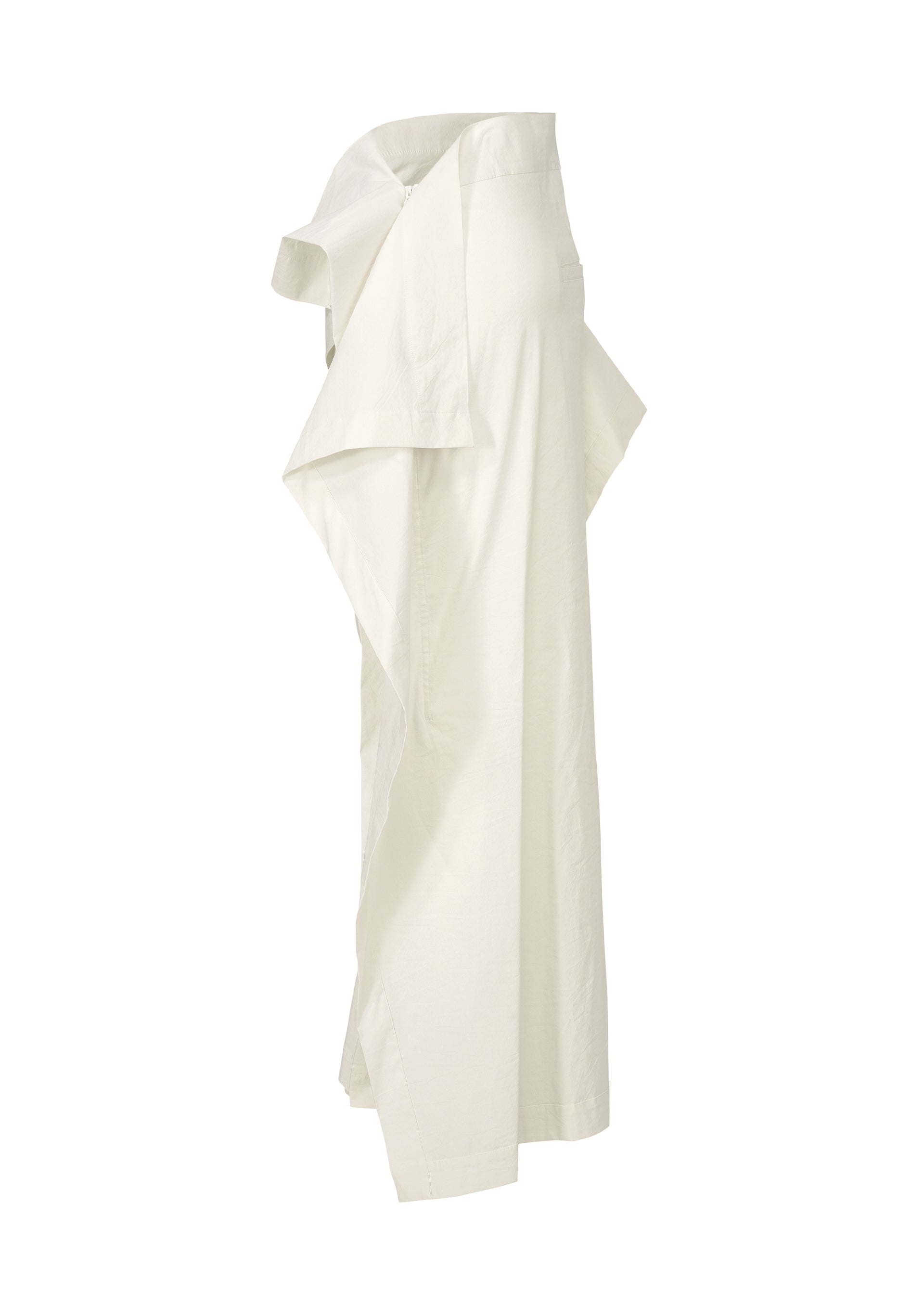 A detail shot of the ISSEY MIYAKE COLLAPSING SCULPTURE skirt.