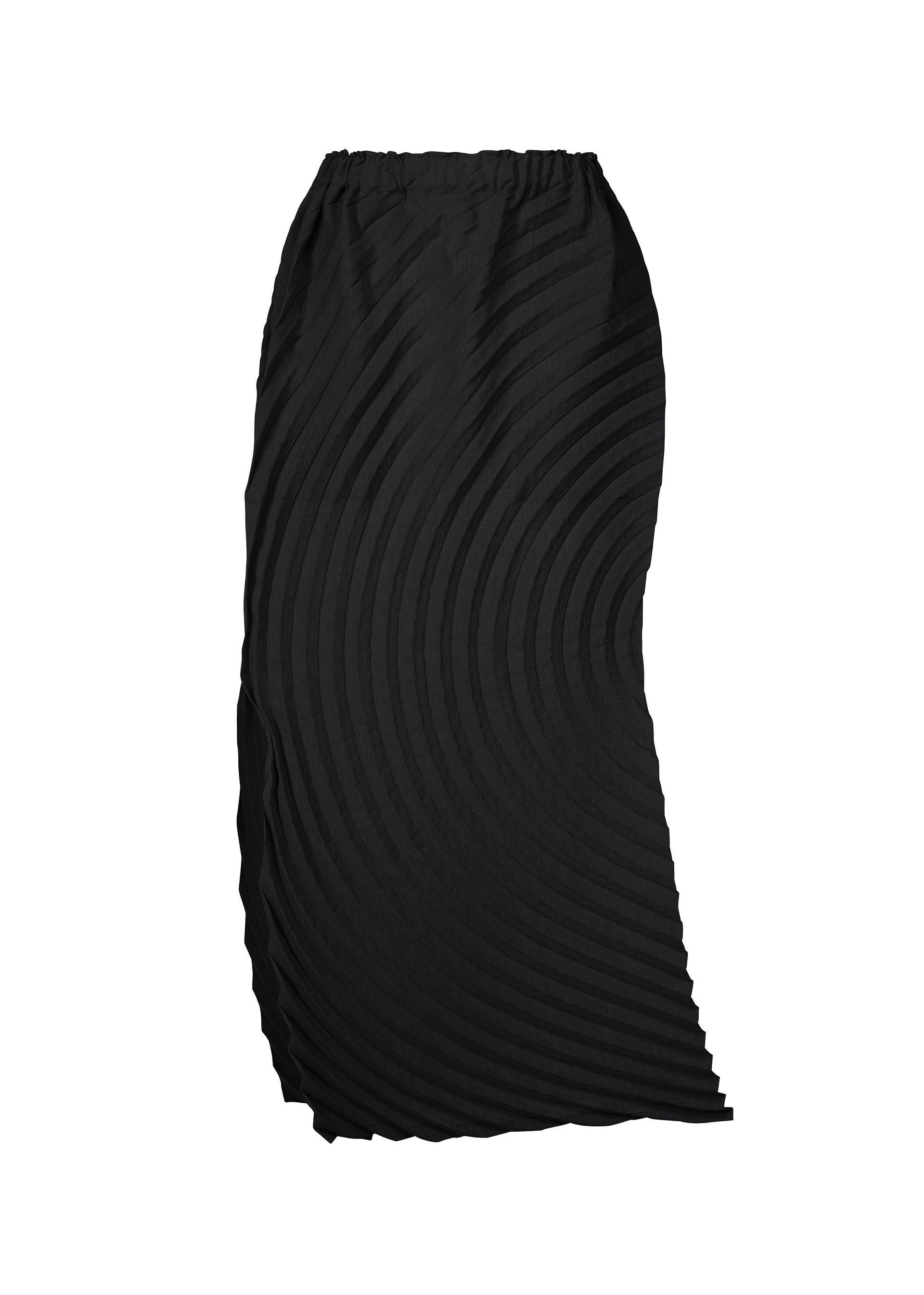 A product shot of the ISSEY MIYAKE PAPER BAG PLEATS skirt in black (15).