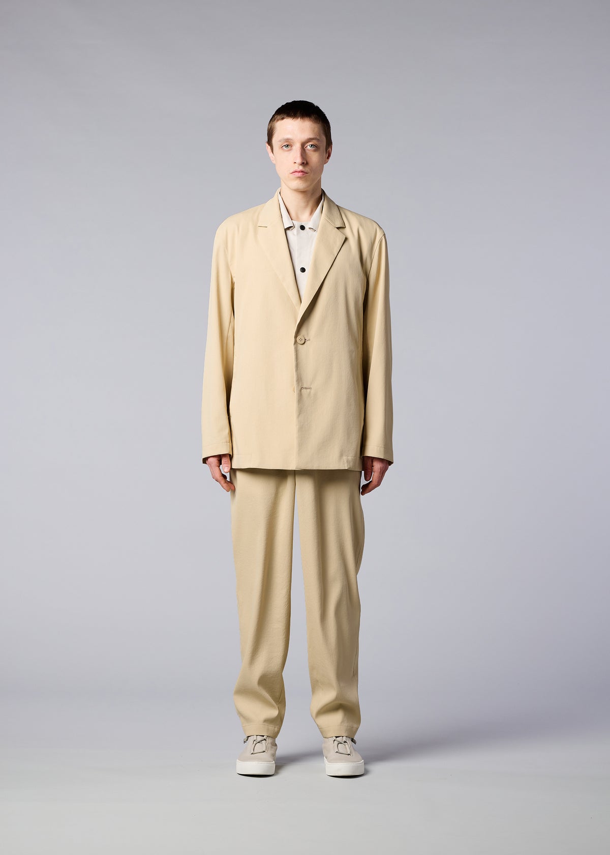 A model wears the IM MEN AIR jacket