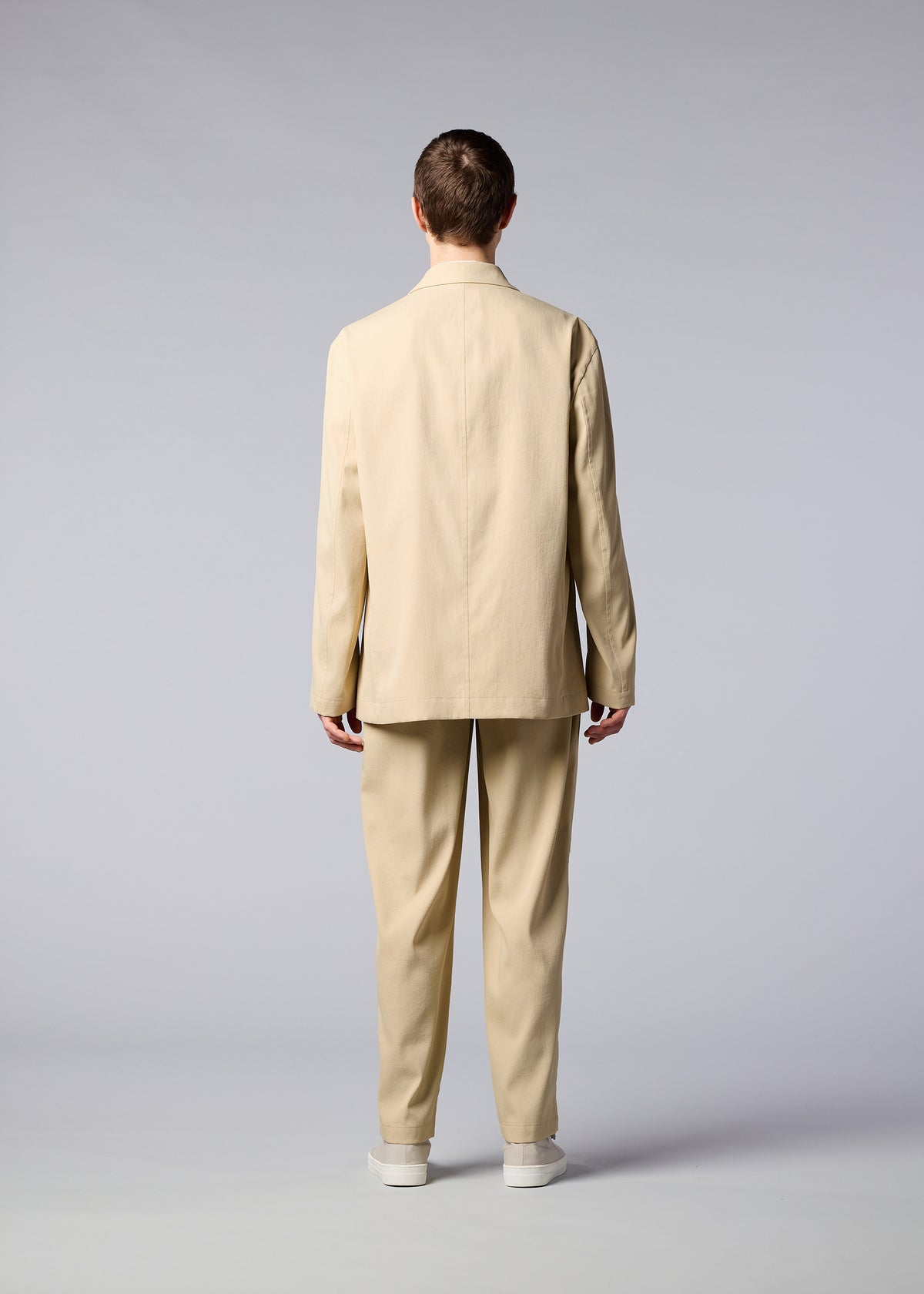 A model wears the IM MEN AIR jacket
