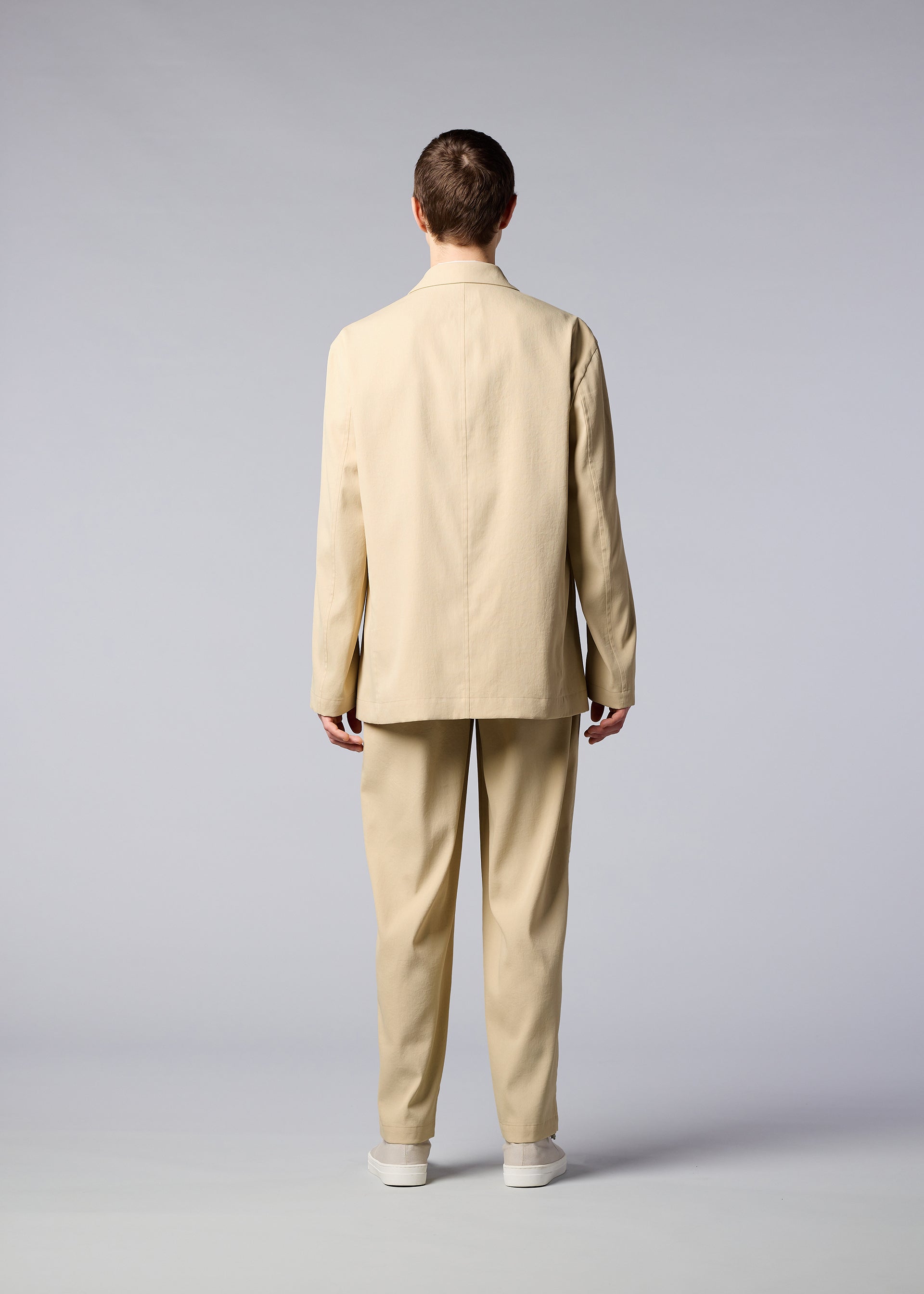 A model wears the IM MEN AIR jacket