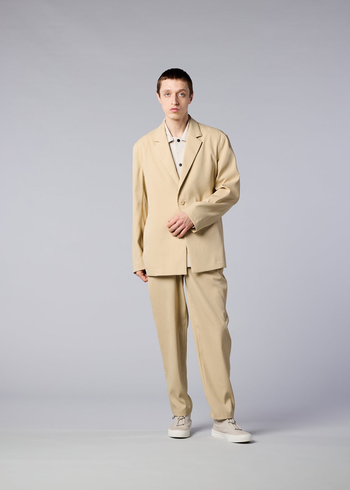 A model wears the IM MEN AIR jacket