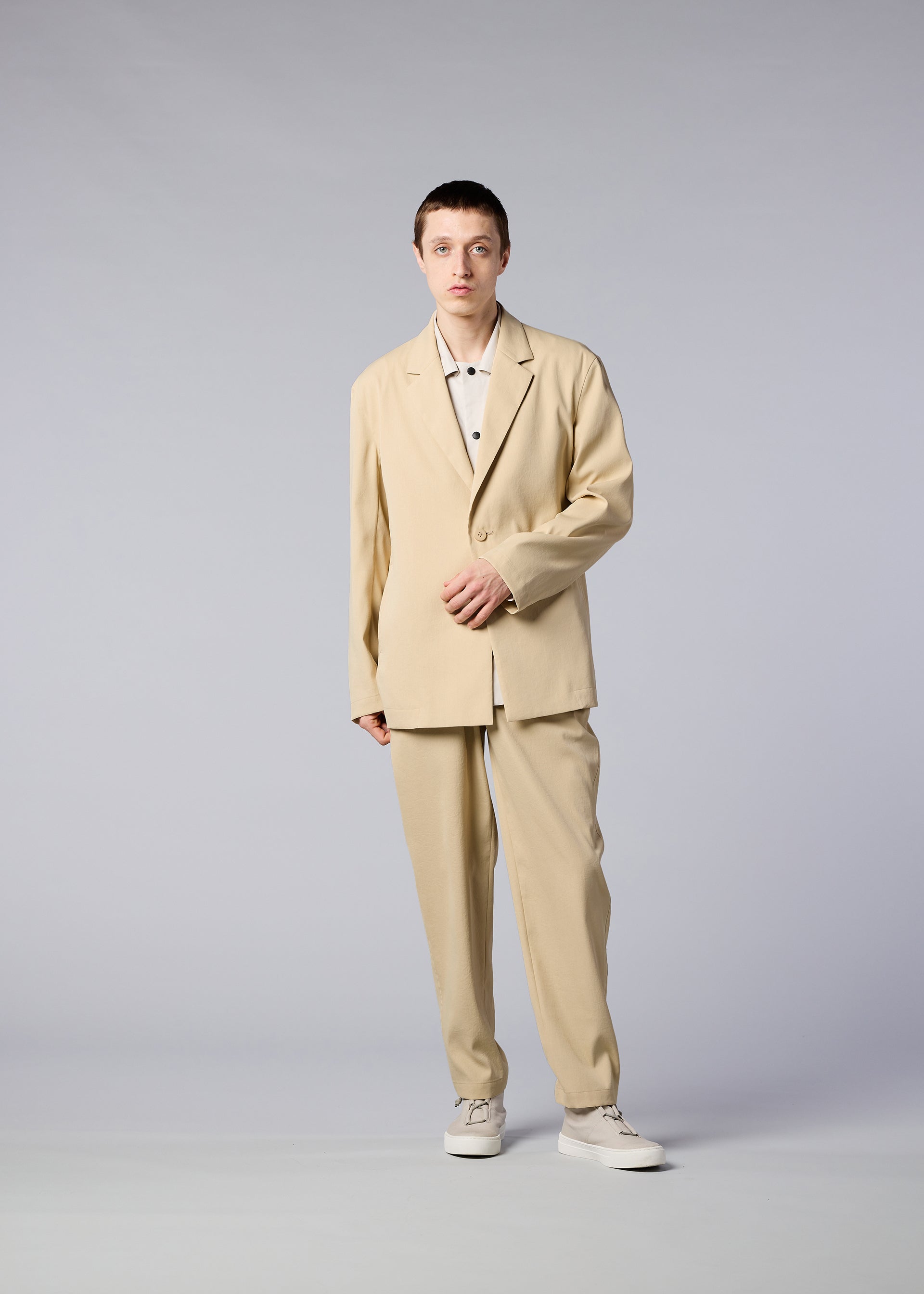 A model wears the IM MEN AIR jacket