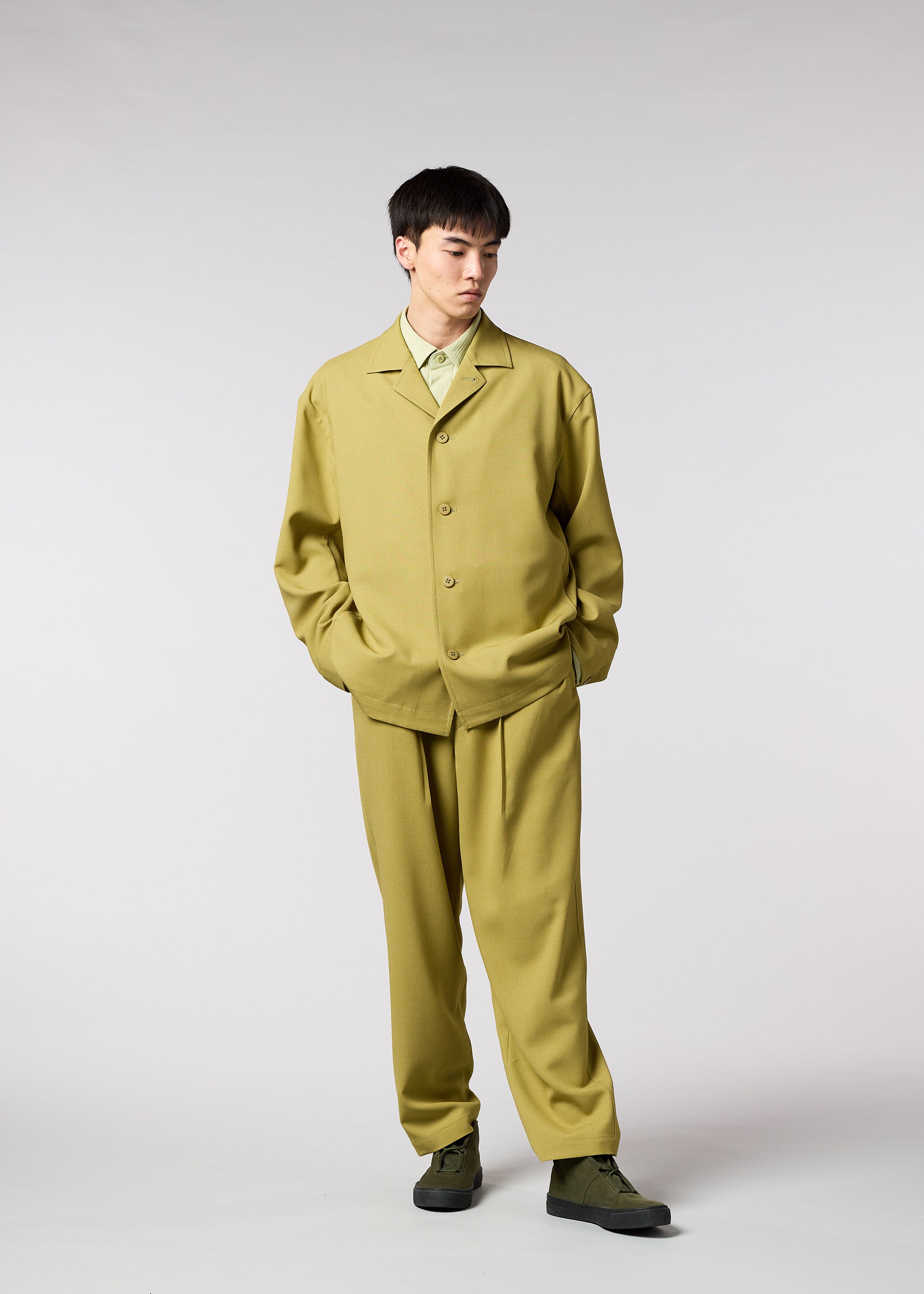 A model wears the IM MEN WARMTH trousers.