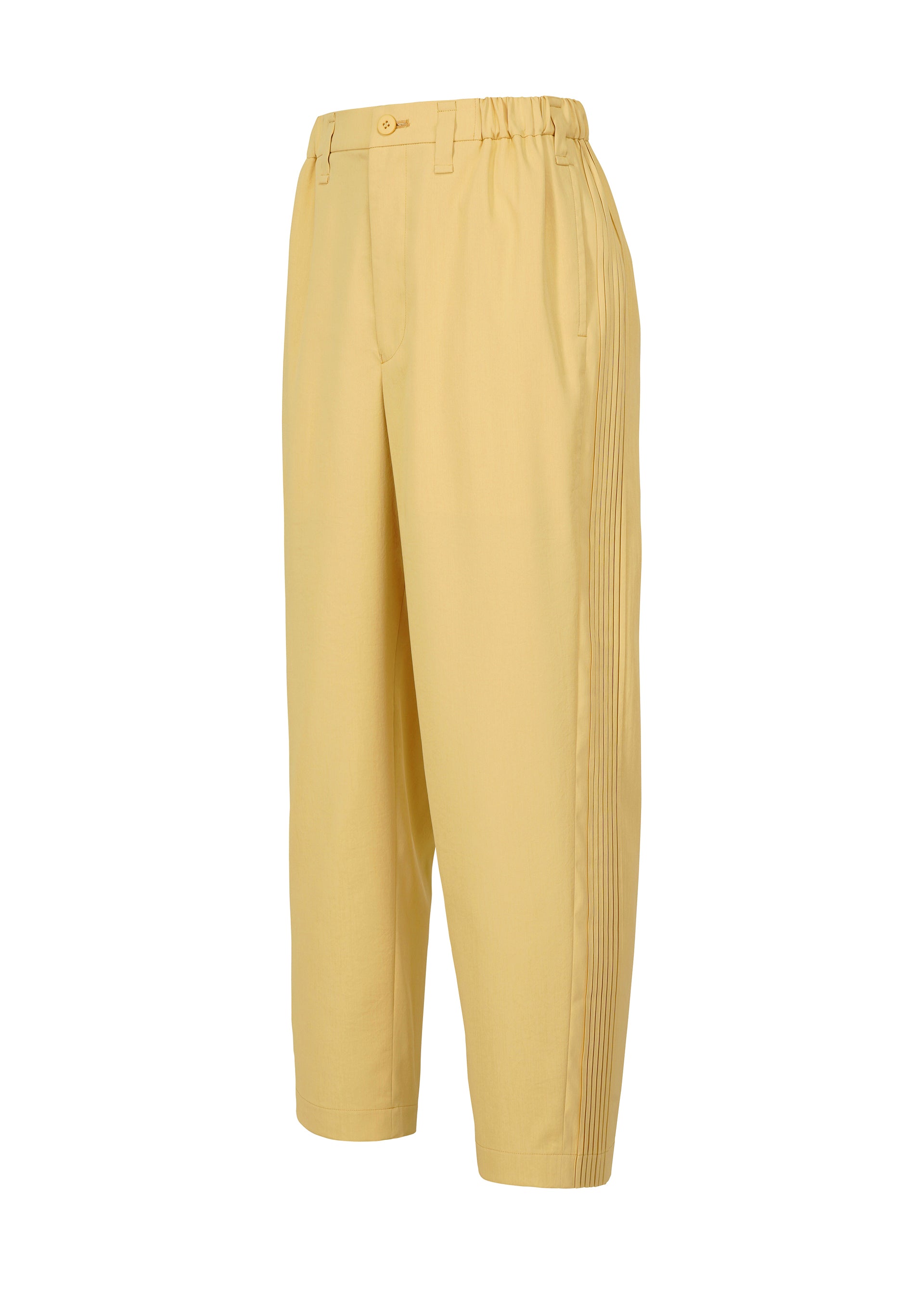 A detail shot of the IM MEN AIR PLEATS trousers.