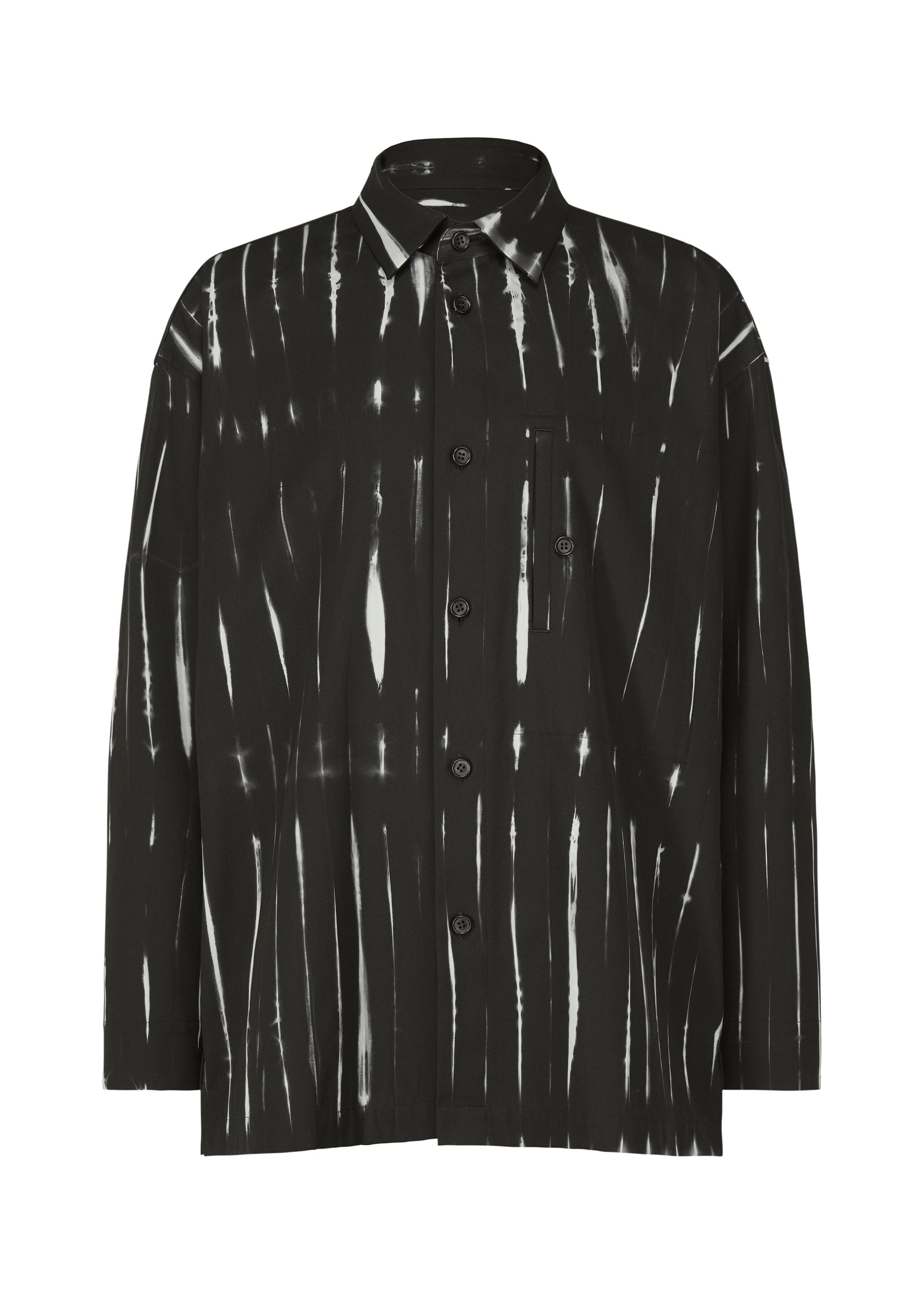 A product shot of the IM MEN GIFT shirt in black (15).