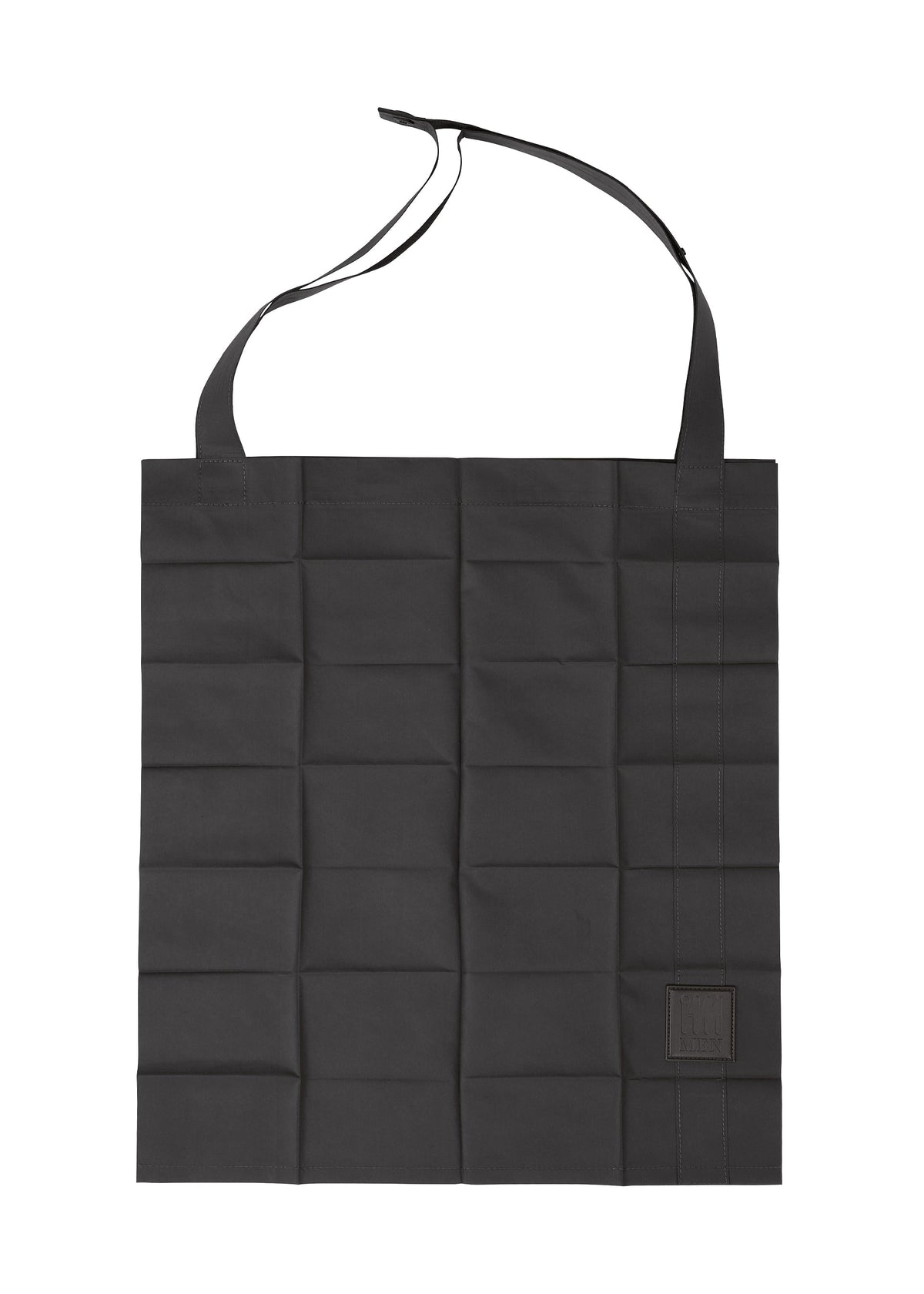 A product shot of the IM MEN PATA PATA bag in black.