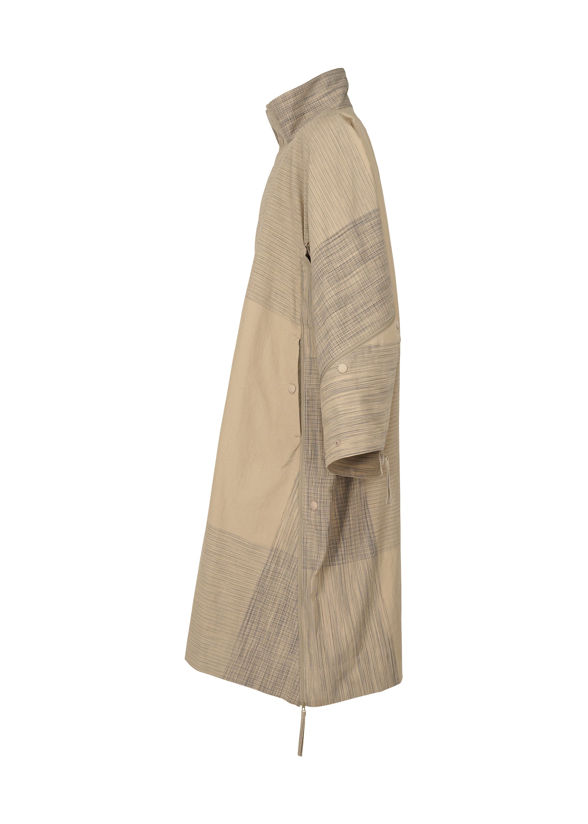 A detail shot of the IM MEN KASURI coat.