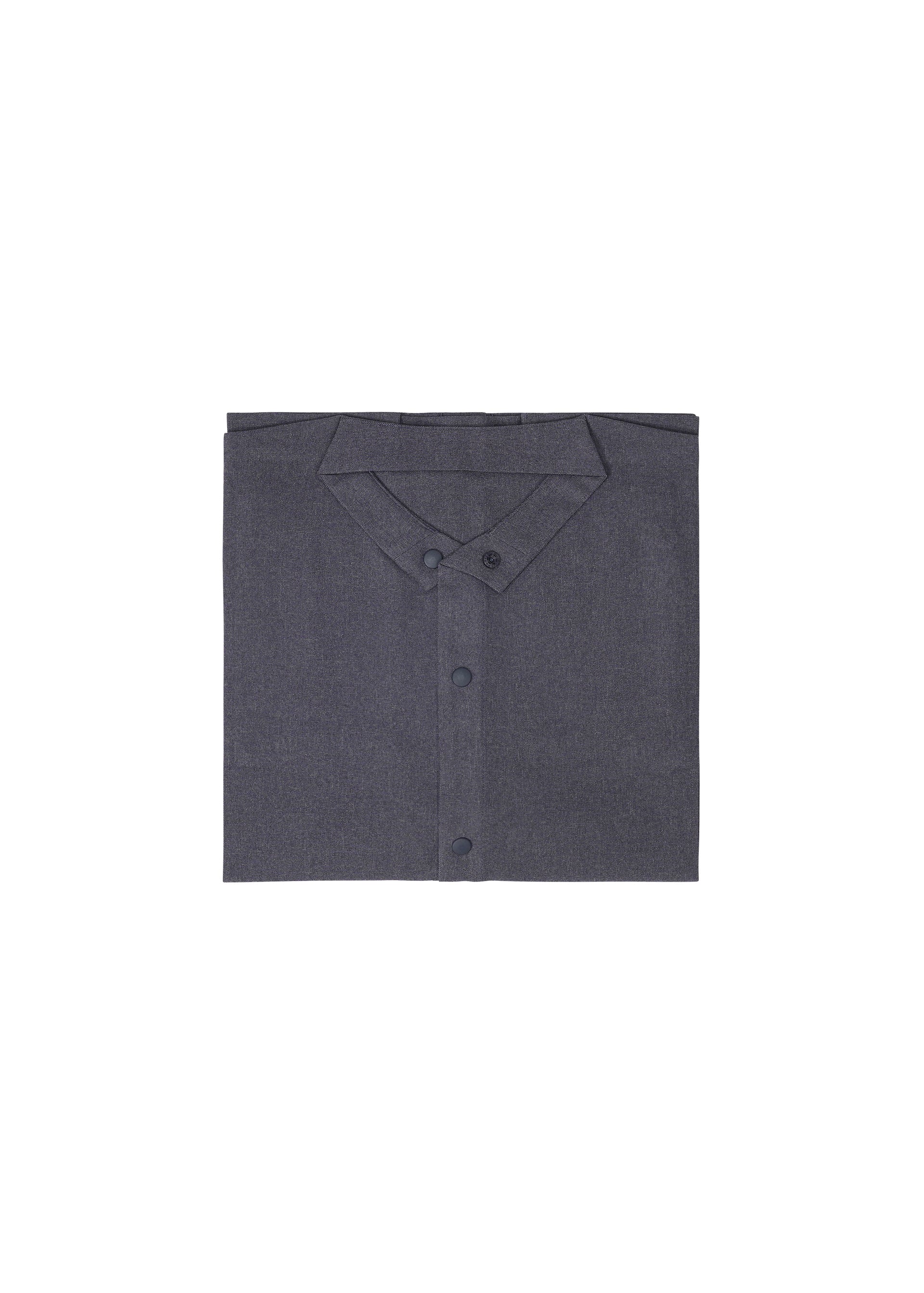 A detail shot of the IM MEN WOOL LIKE COMPACT SHIRT shirt.