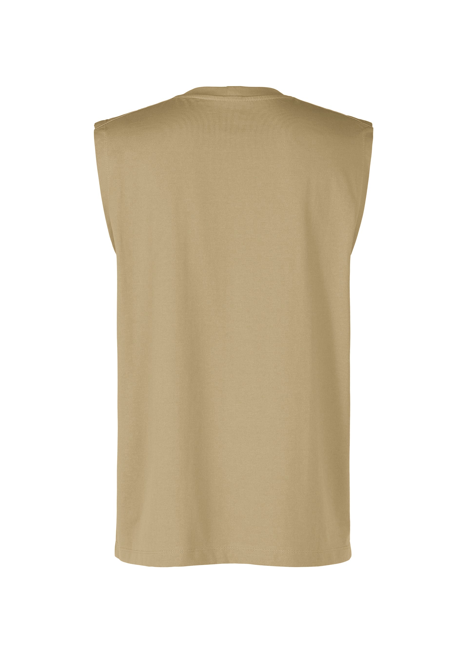 A detail shot of the IM MEN 60/2 JERSEY STITCH top.