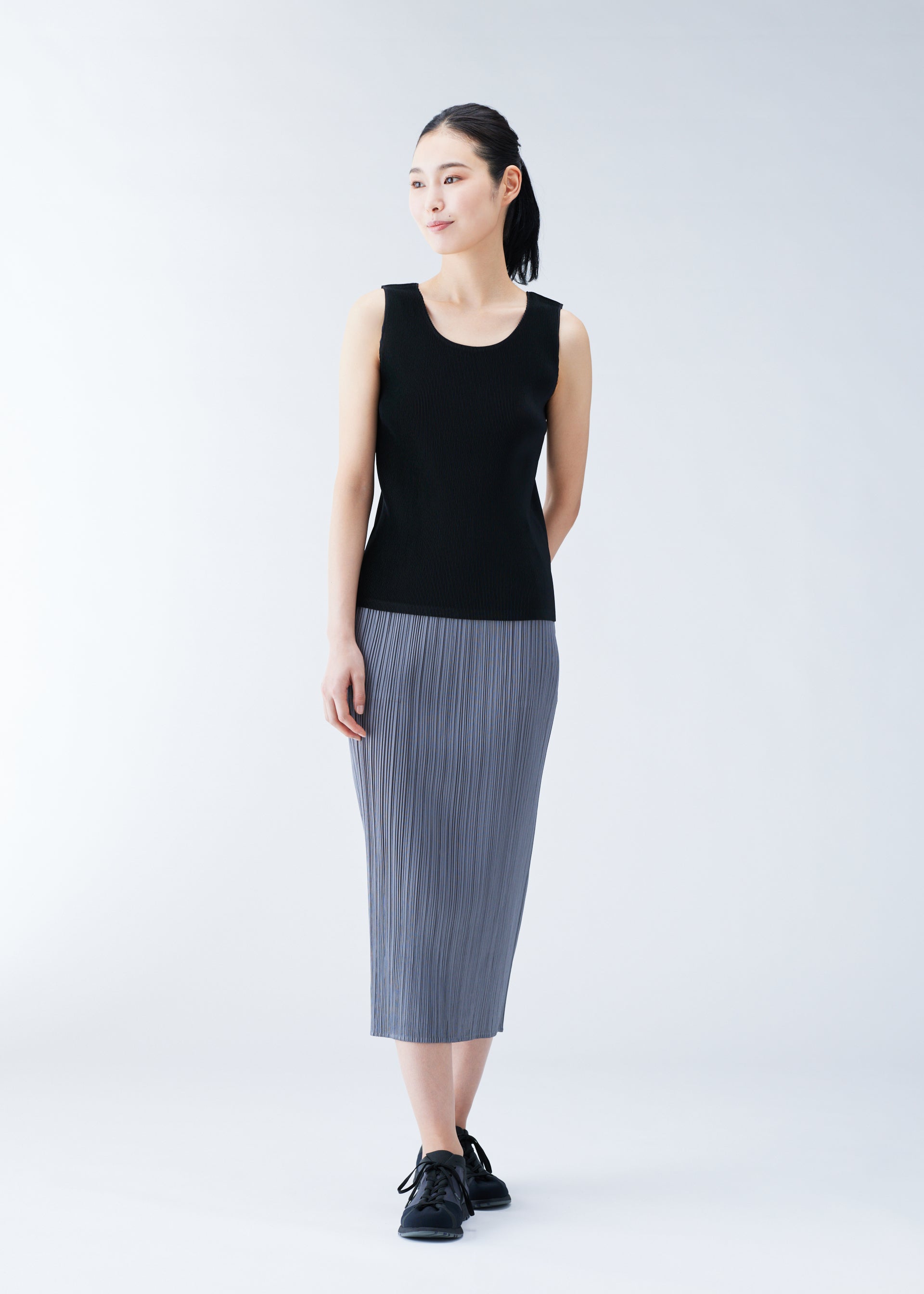 MIST BASICS Top White