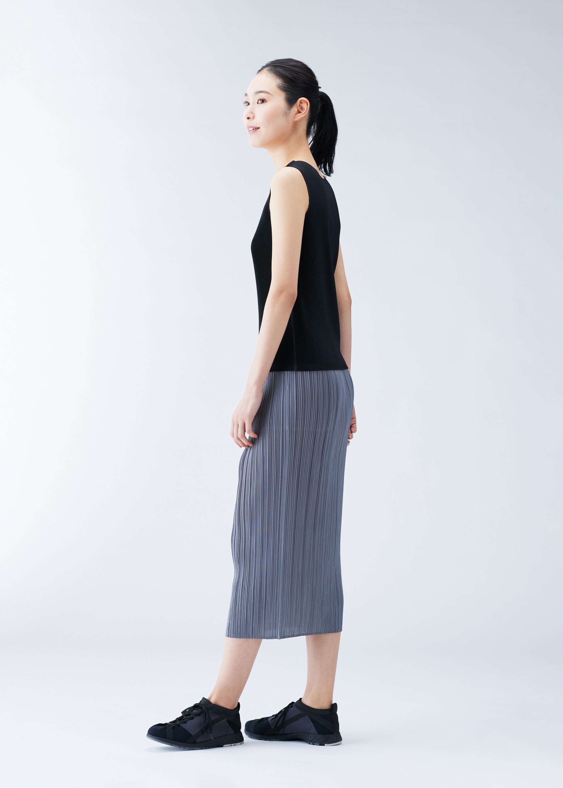MIST BASICS Top White