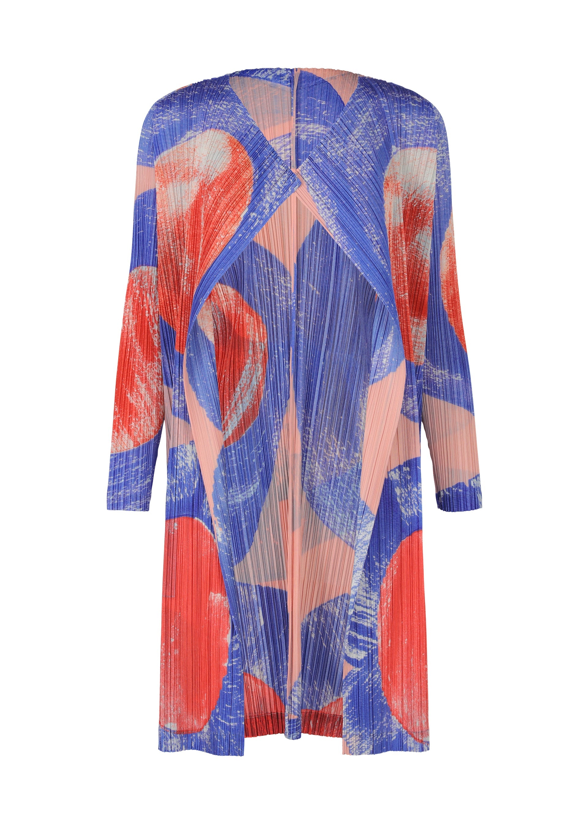A product shot of the PLEATS PLEASE ISSEY MIYAKE BACKLIGHT coat in .