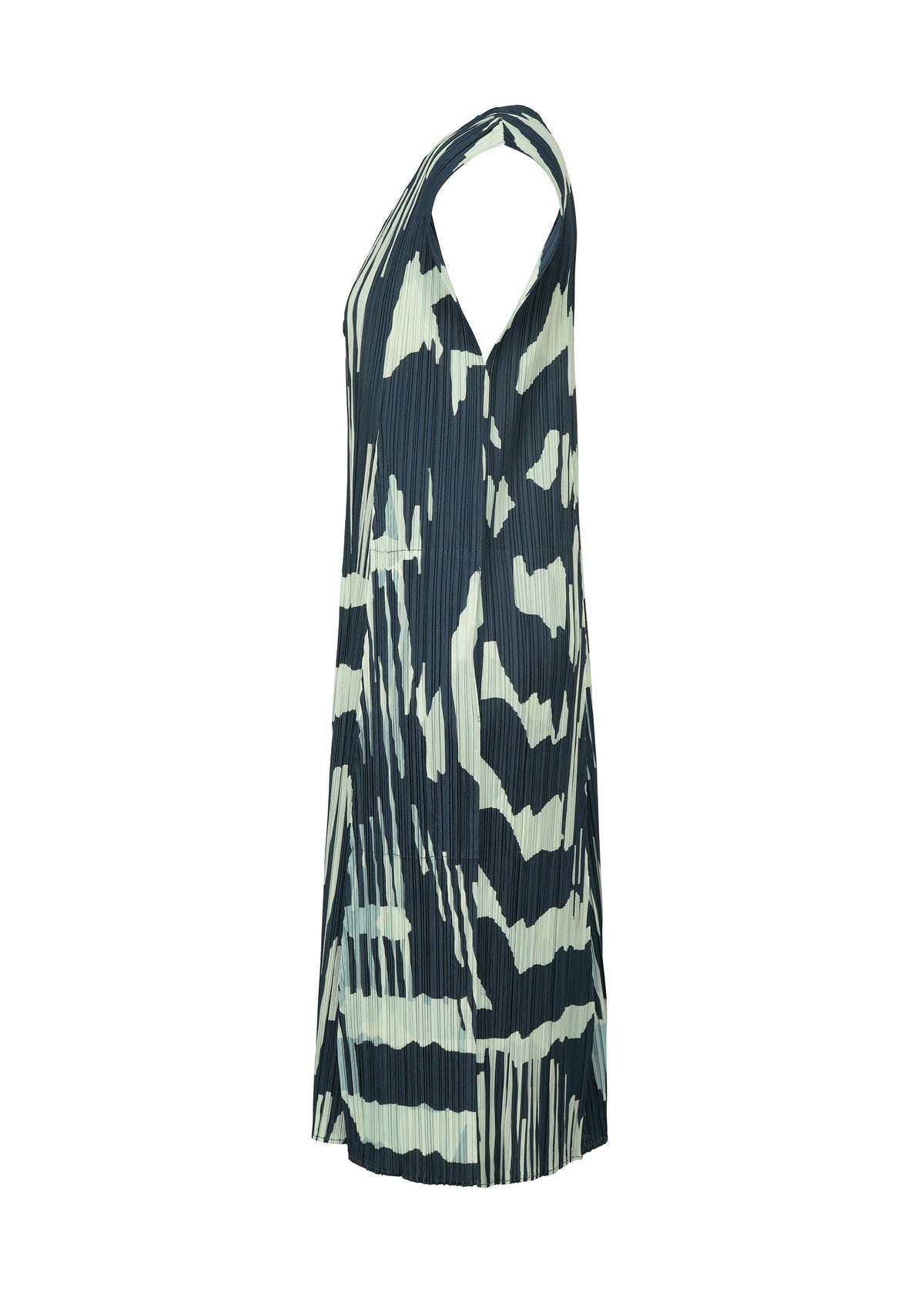 A detail shot of the PLEATS PLEASE ISSEY MIYAKE REFRACTION vest.