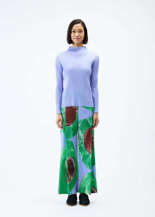 A model wears the PLEATS PLEASE ISSEY MIYAKE BACKLIGHT trousers.