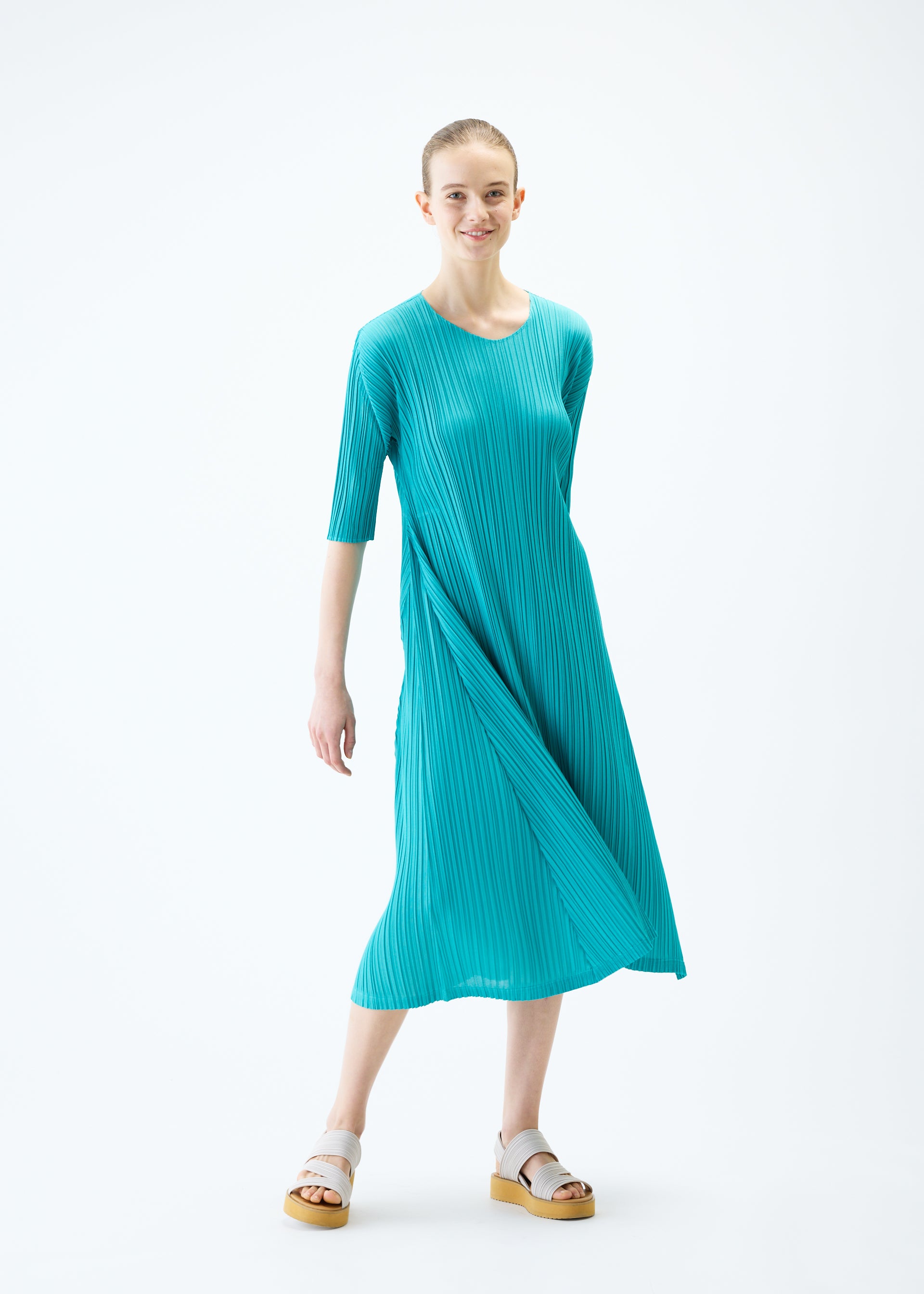 MELLOW PLEATS Dress Blue Grey