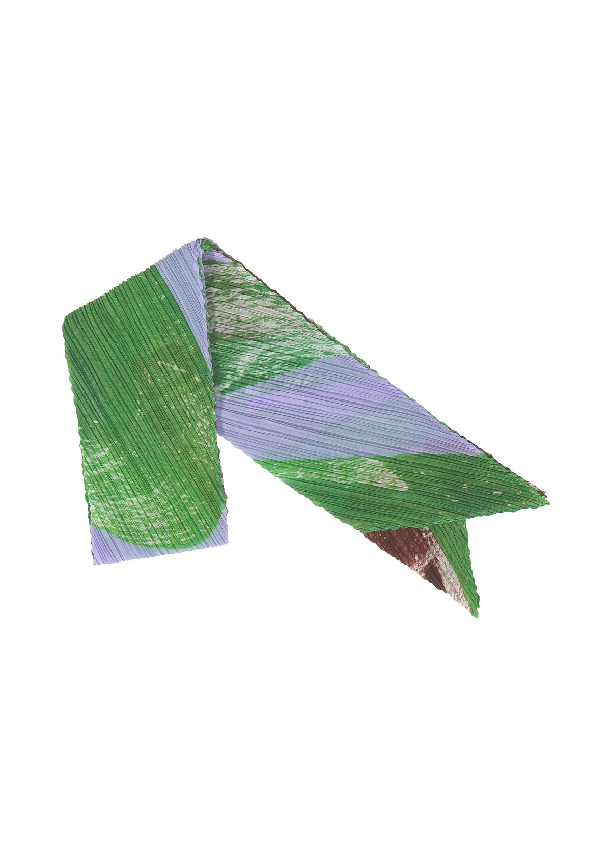 A product shot of the PLEATS PLEASE ISSEY MIYAKE BACKLIGHT SCARF stole in .