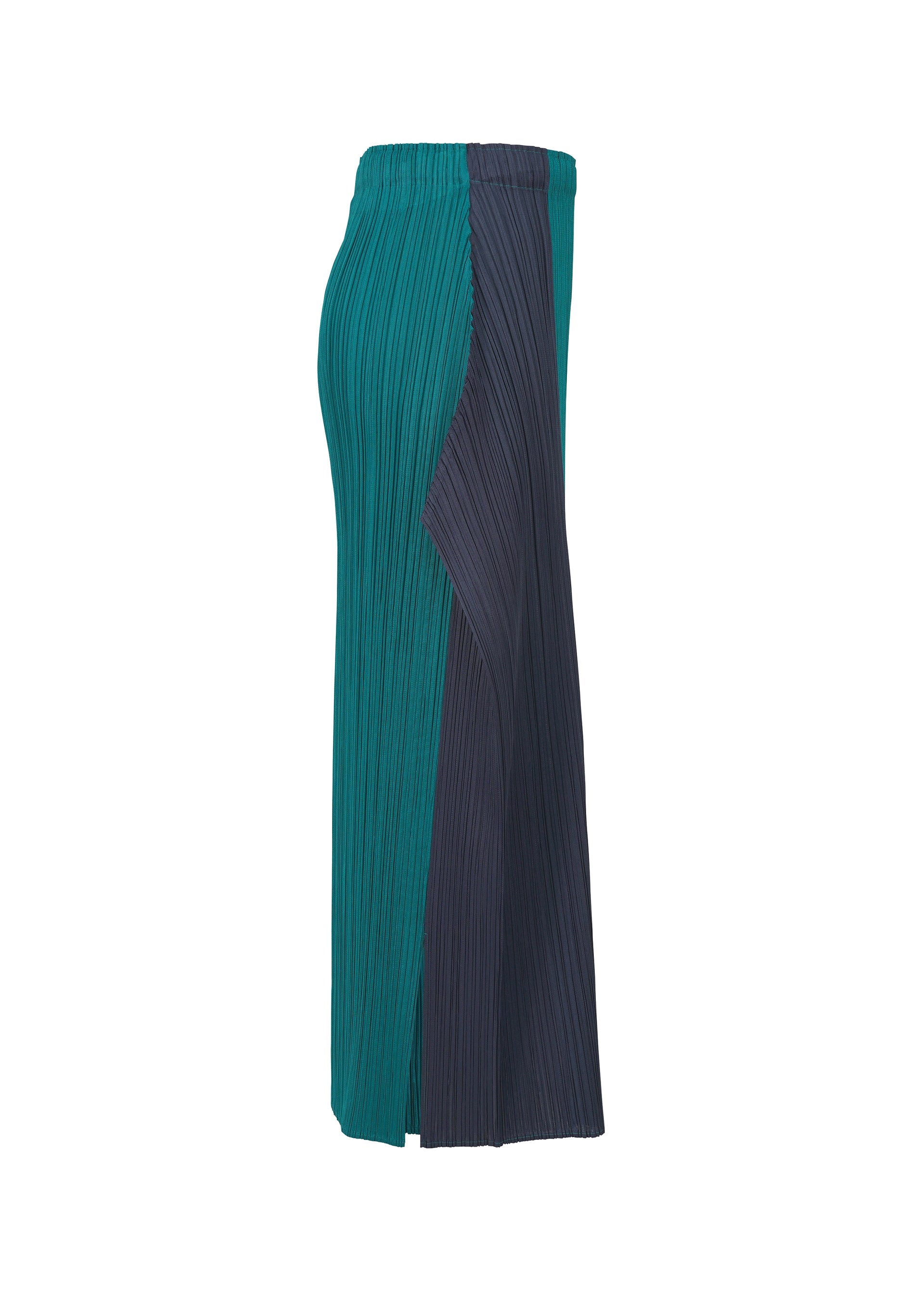 A detail shot of the PLEATS PLEASE ISSEY MIYAKE POINTE skirt.