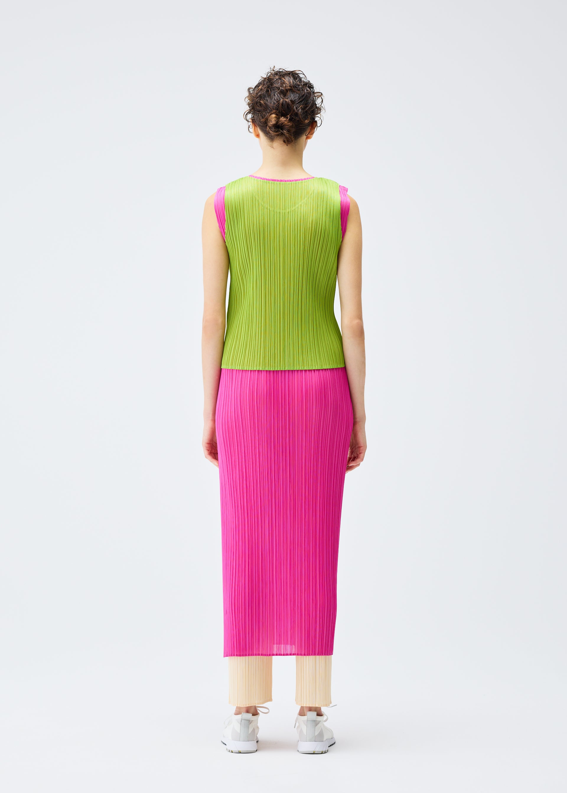 LUCID PLEATS Top Light Grey