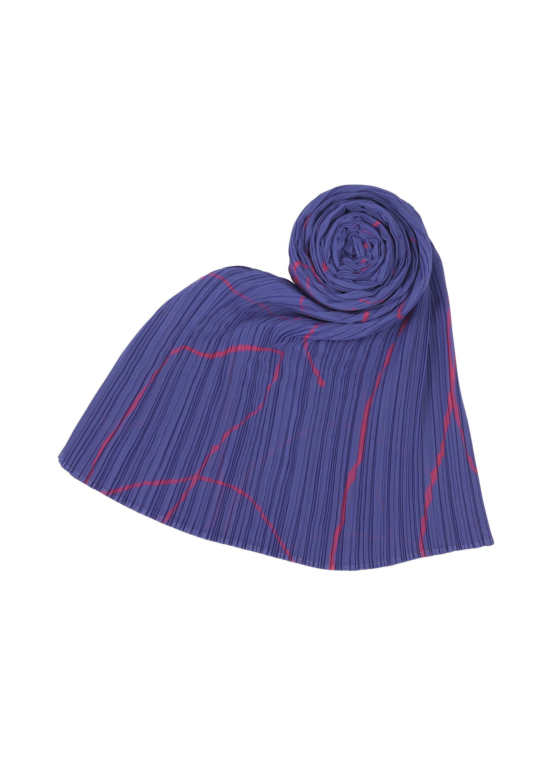 A detail shot of the PLEATS PLEASE ISSEY MIYAKE PAUSE MADAME T stole.