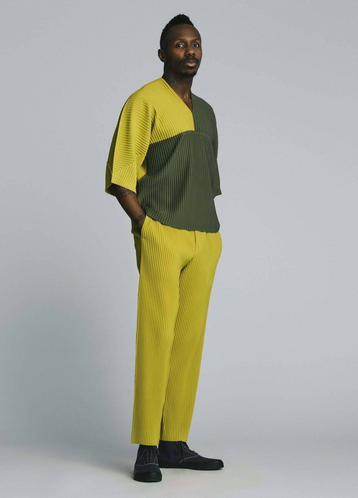 HOMME PLISSÉ ISSEY MIYAKE AUTUMN WINTER 2022/23 COLLECTIONS14