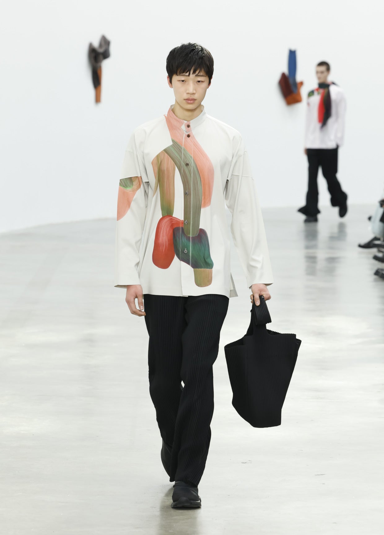 HOMME PLISSÉ ISSEY MIYAKE AUTUMN WINTER 2024/25 COLLECTIONS 18