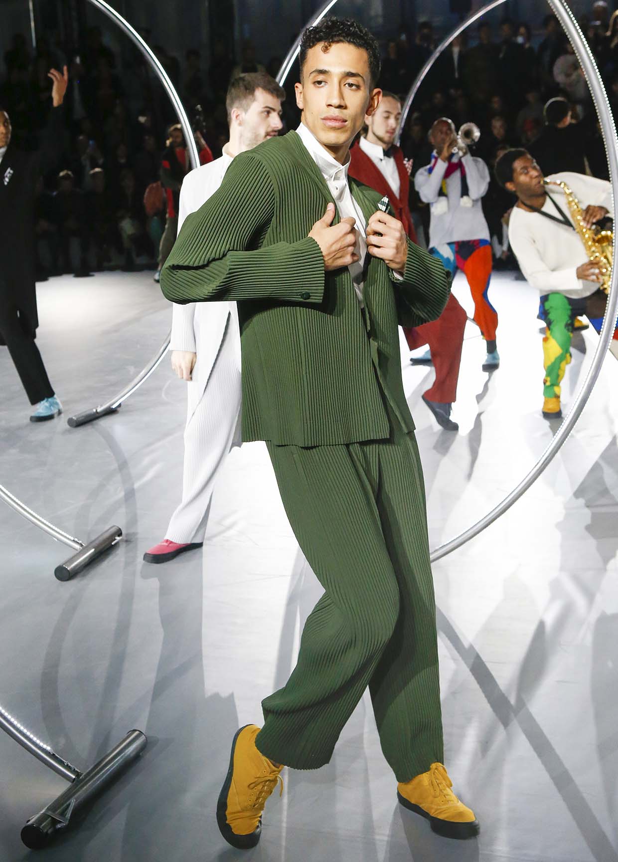 HOMME PLISSÉ ISSEY MIYAKE AUTUMN WINTER 20/21 COLLECTIONS42