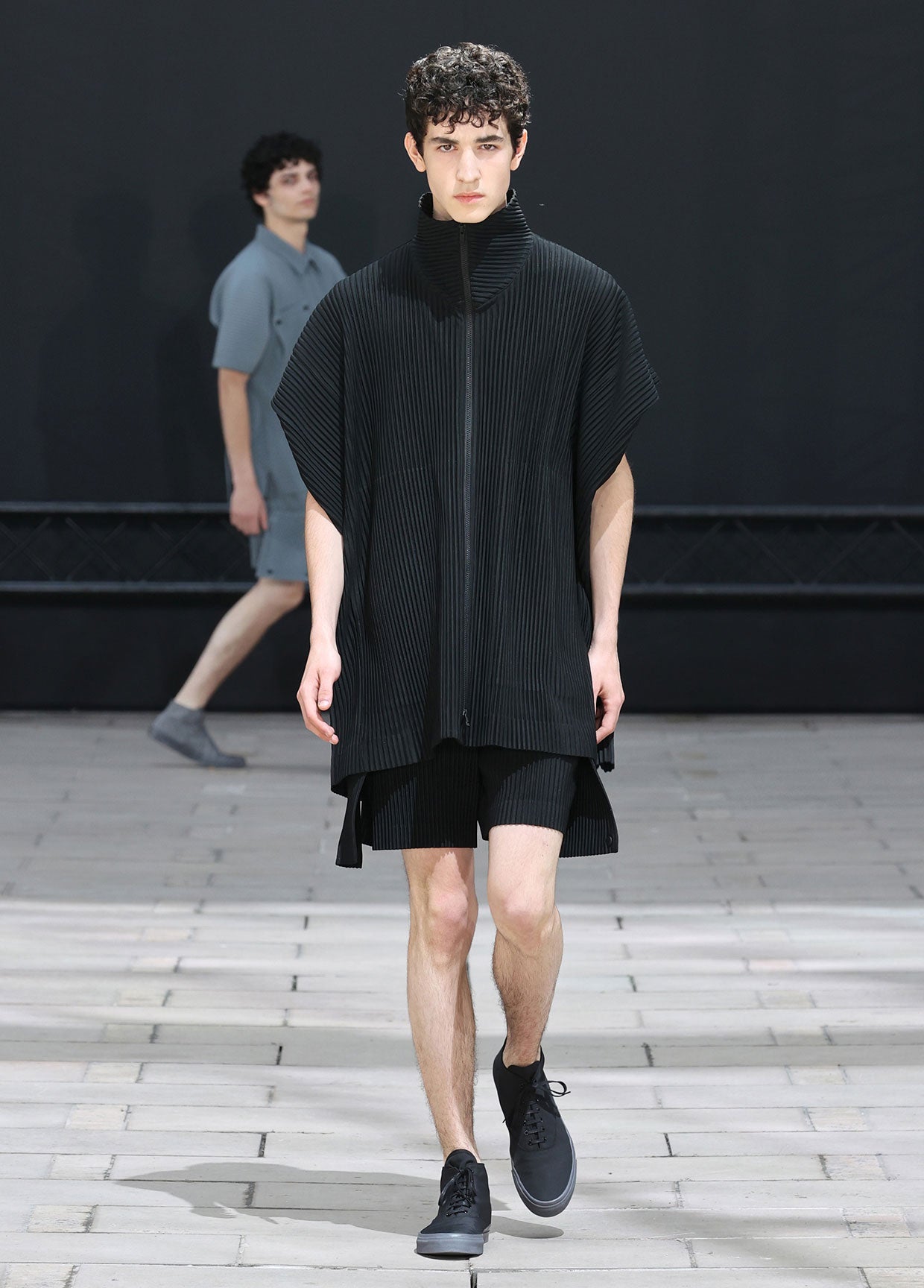 HOMME PLISSÉ ISSEY MIYAKE SPRING SUMMER 2023 COLLECTIONS04