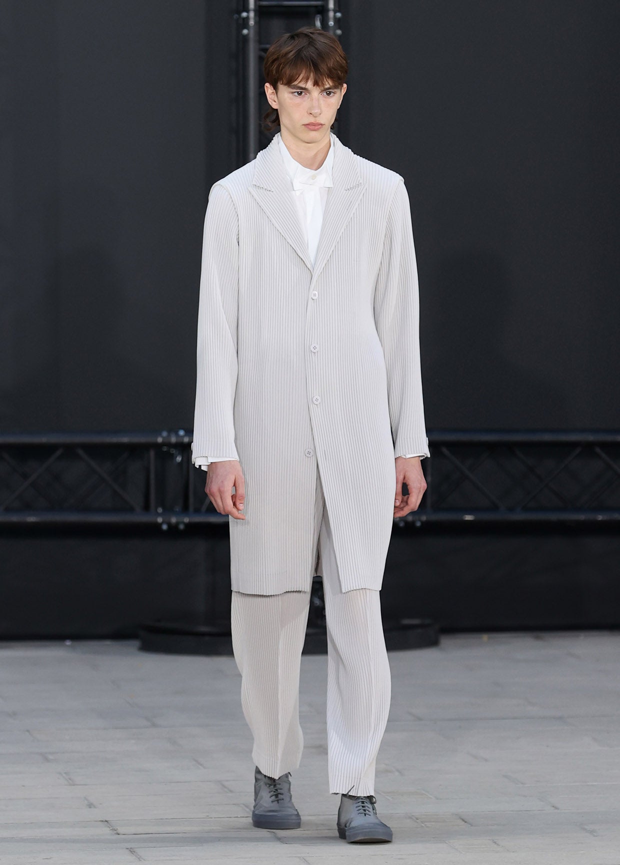 HOMME PLISSÉ ISSEY MIYAKE SPRING SUMMER 2023 COLLECTIONS38