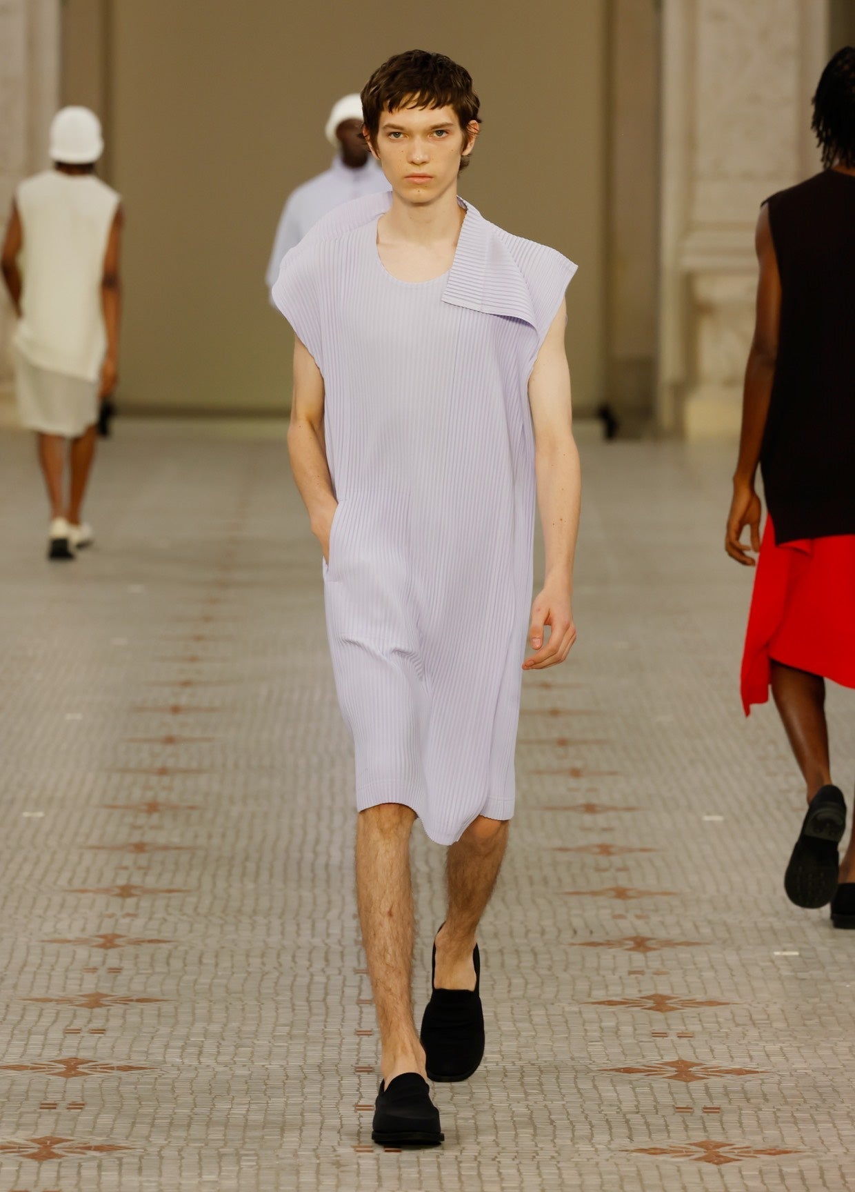 HOMME PLISSÉ ISSEY MIYAKE SPRING SUMMER 2024 COLLECTIONS 12