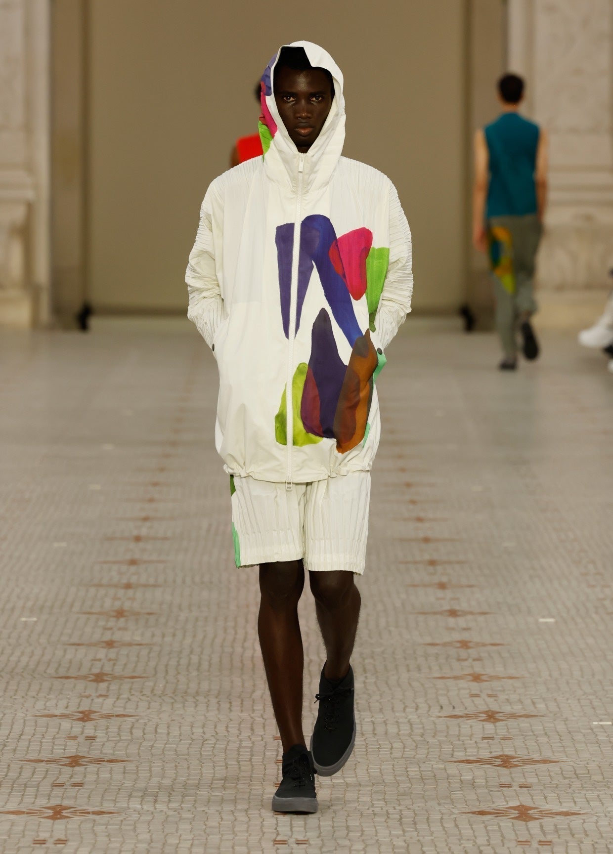 HOMME PLISSÉ ISSEY MIYAKE SPRING SUMMER 2024 COLLECTIONS 33