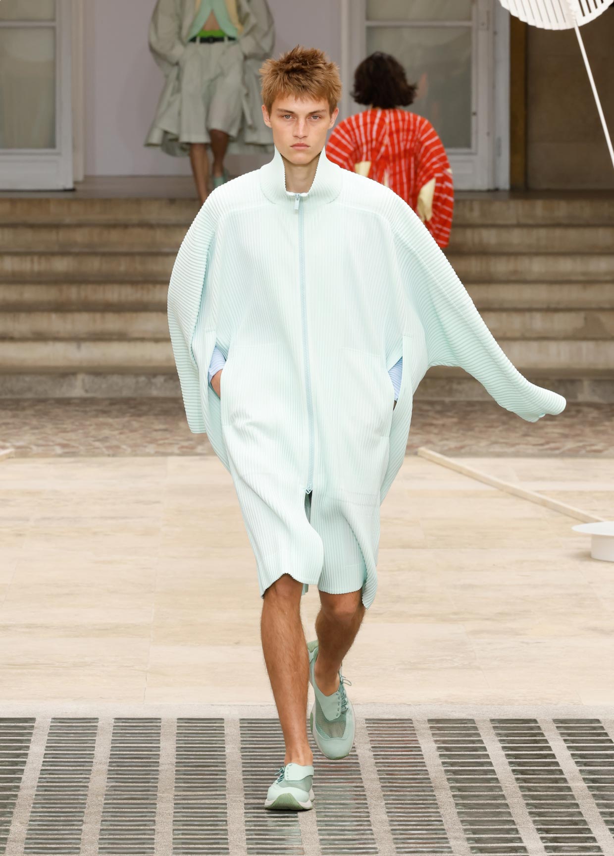 HOMME PLISSÉ ISSEY MIYAKE SPRING SUMMER 2025 COLLECTION 08