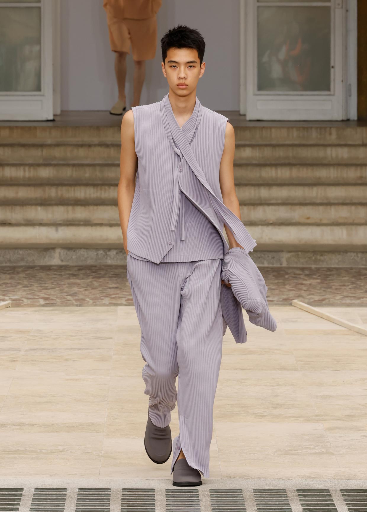 HOMME PLISSÉ ISSEY MIYAKE SPRING SUMMER 2025 COLLECTION 25