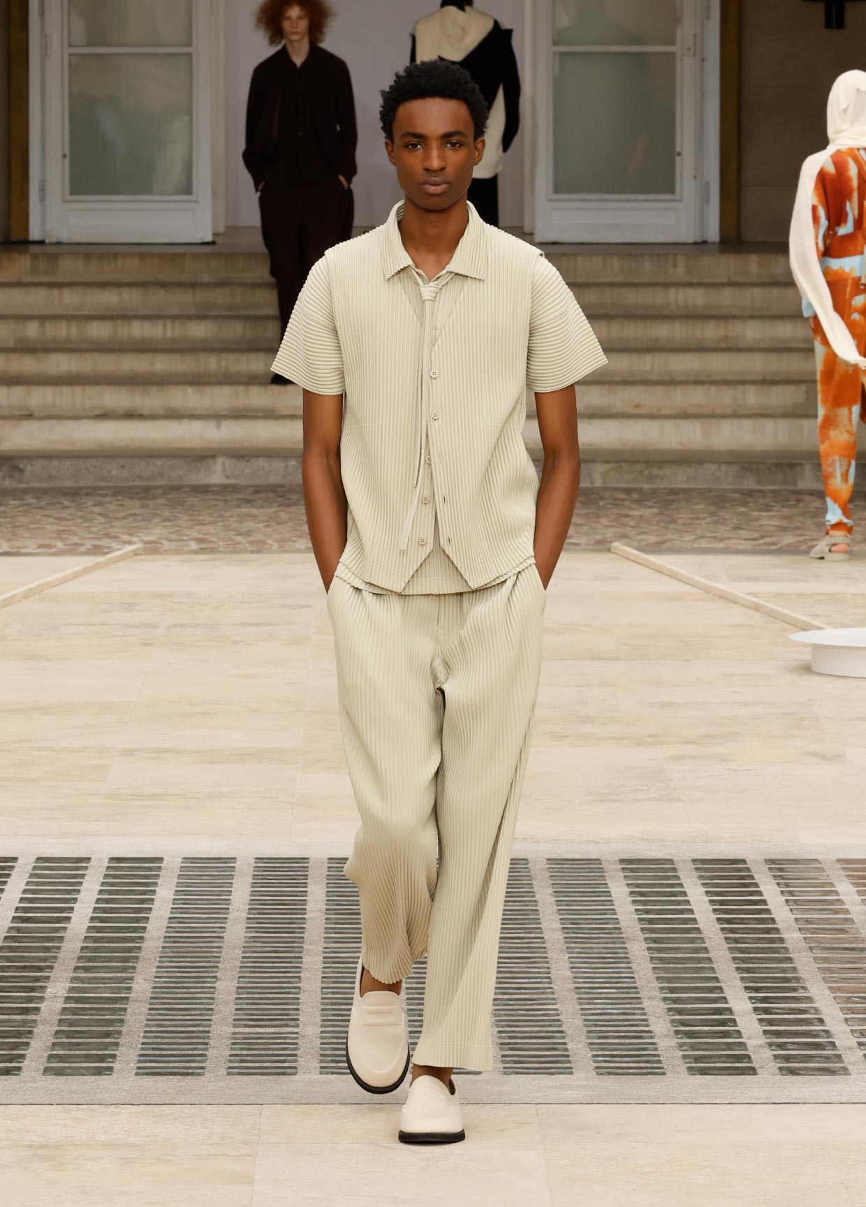 HOMME PLISSÉ ISSEY MIYAKE SPRING SUMMER 2025 COLLECTION 27