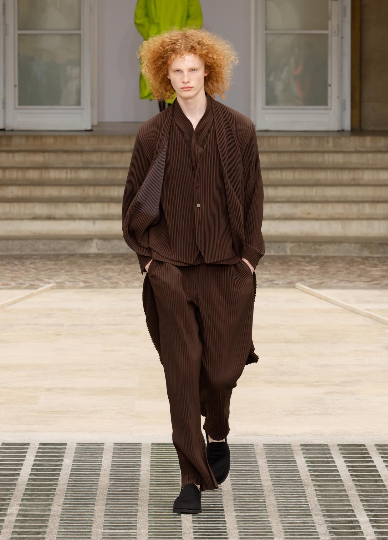 HOMME PLISSÉ ISSEY MIYAKE SPRING SUMMER 2025 COLLECTION 28