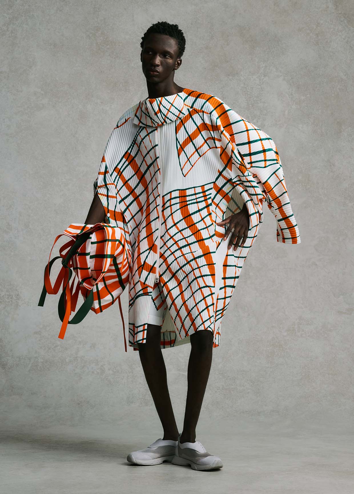 HOMME PLISSÉ ISSEY MIYAKE LOOK 19