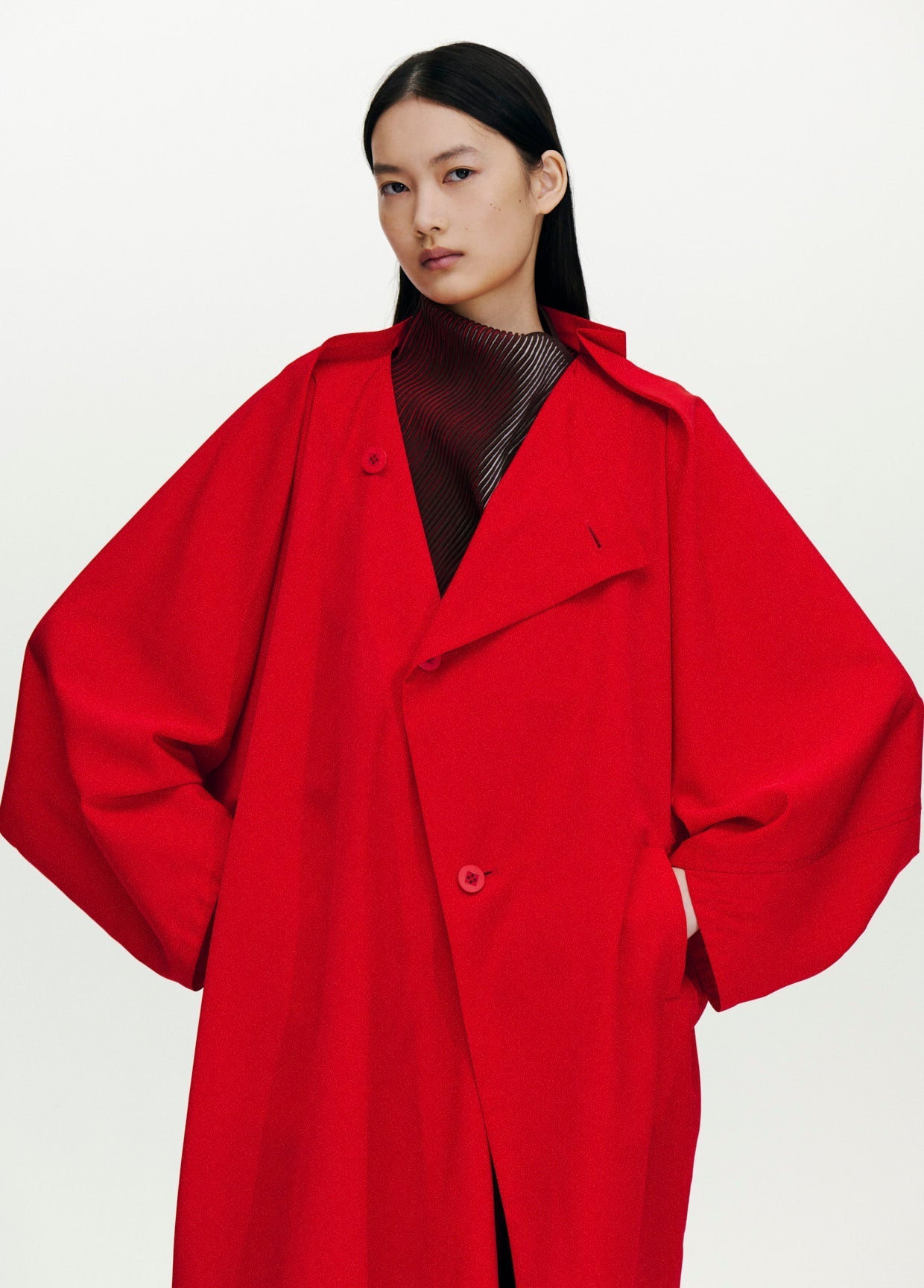 132 5. ISSEY MIYAKE LOOK 15