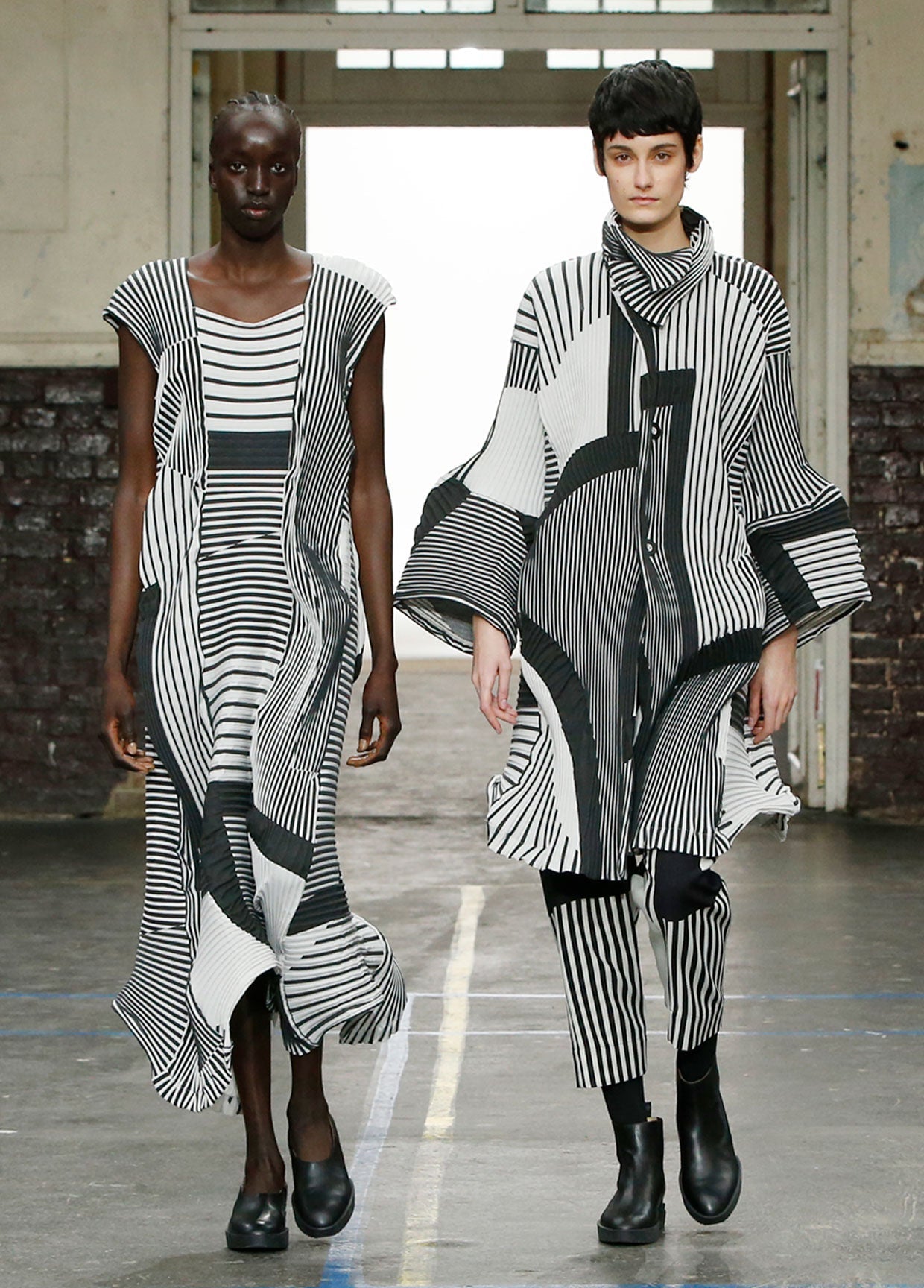 ISSEY MIYAKE AUTUMN WINTER 2019 COLLECTIONS09_10