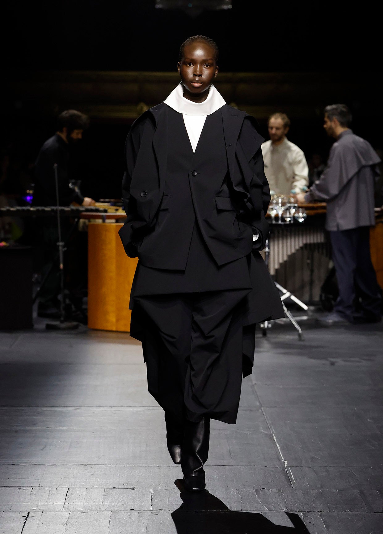 ISSEY MIYAKE AUTUMN WINTER 2023/24 COLLECTIONS 06