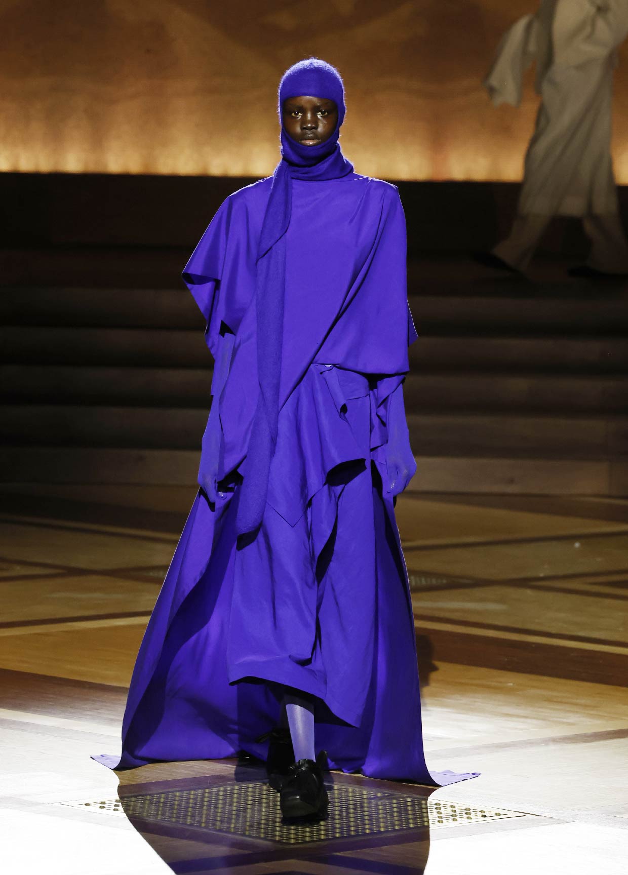 ISSEY MIYAKE AUTUMN WINTER 2024/25 COLLECTIONS 28