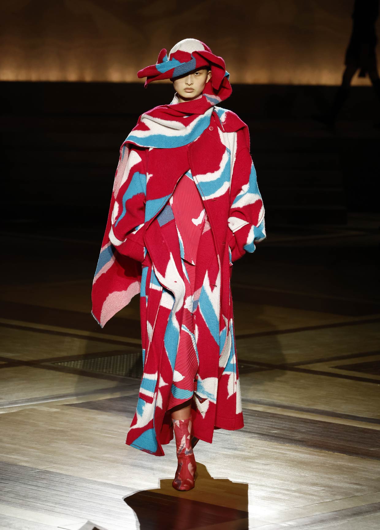 ISSEY MIYAKE AUTUMN WINTER 2024/25 COLLECTIONS 32