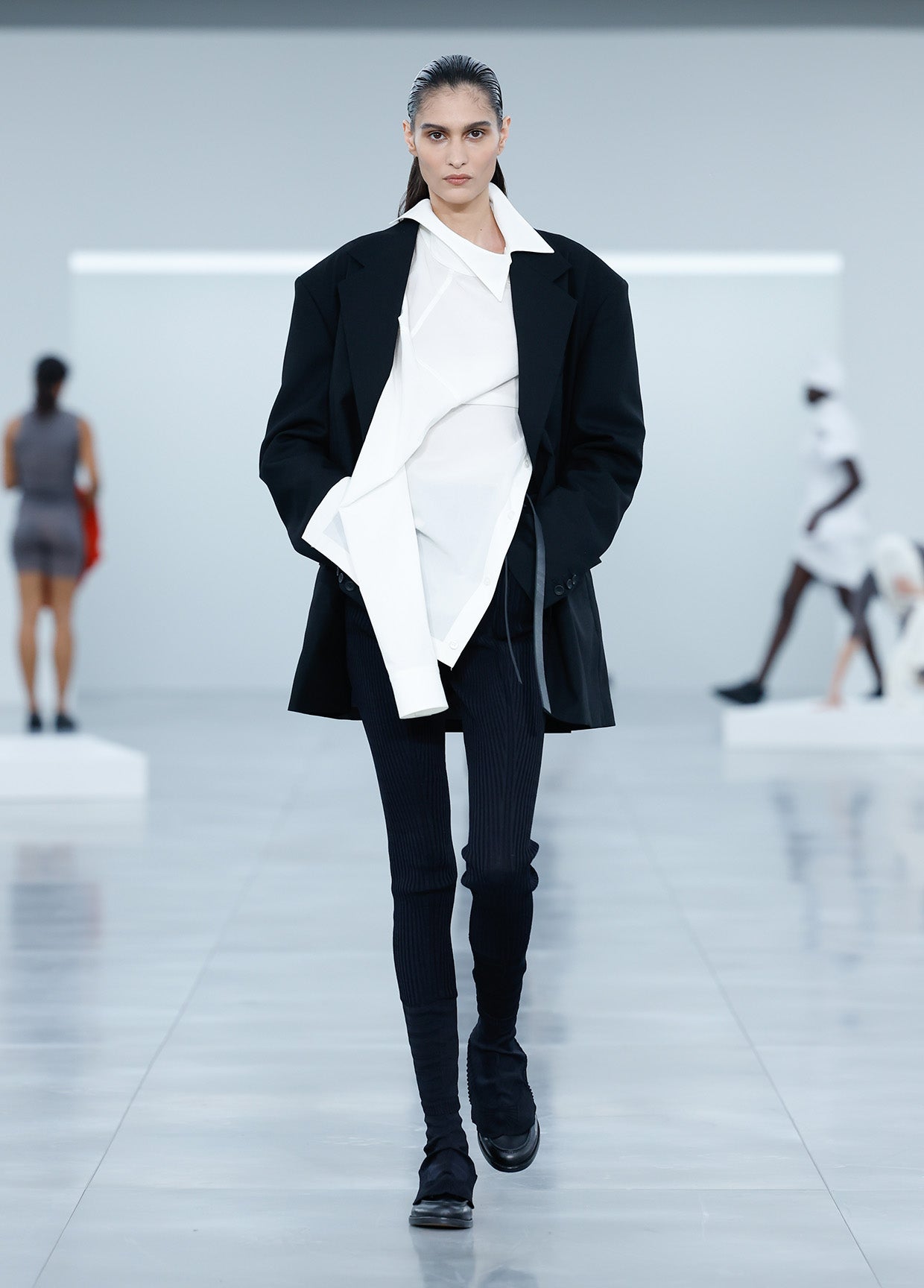 ISSEY MIYAKE AUTUMN WINTER 2025/26 COLLECTIONS 09