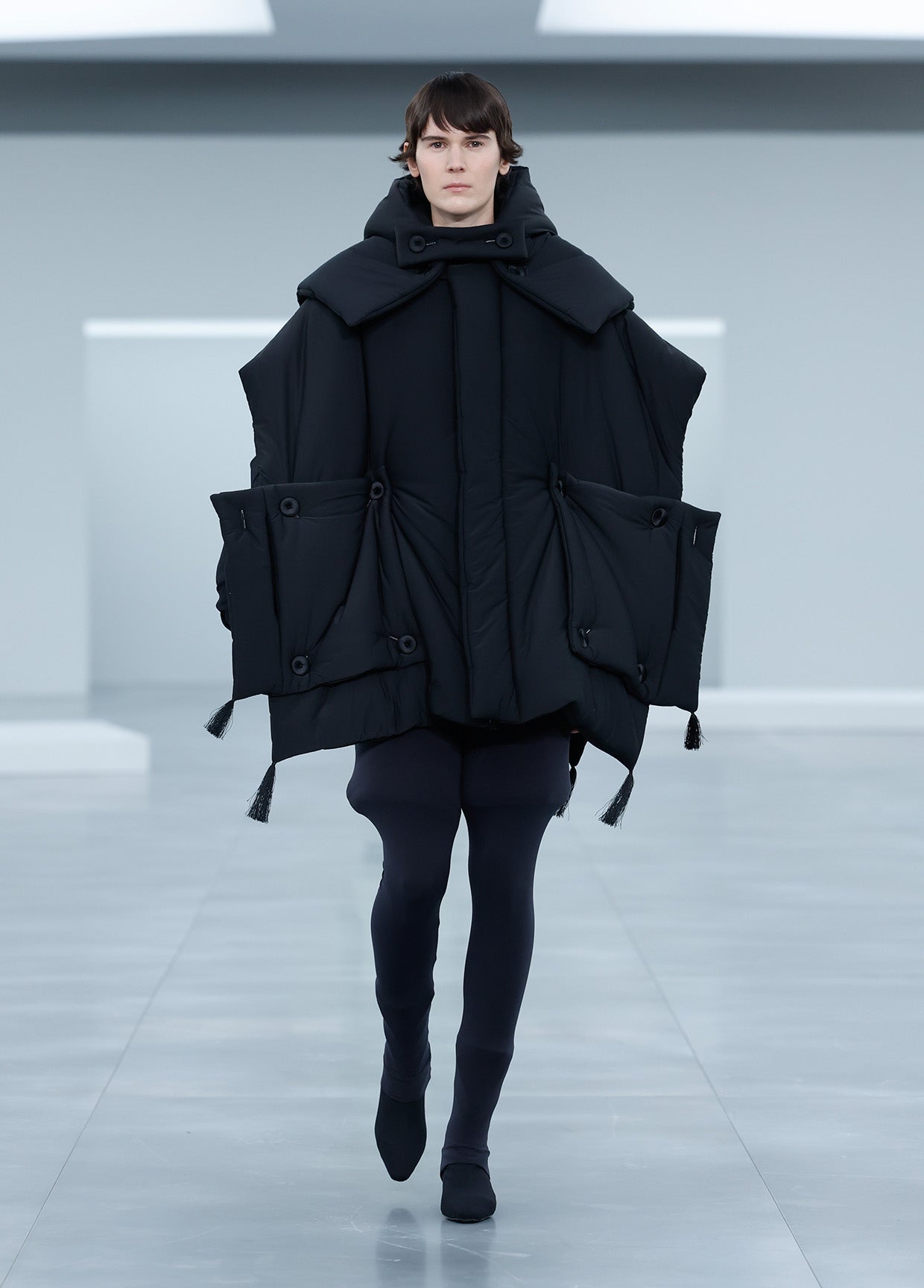 ISSEY MIYAKE AUTUMN WINTER 2025/26 COLLECTIONS 37