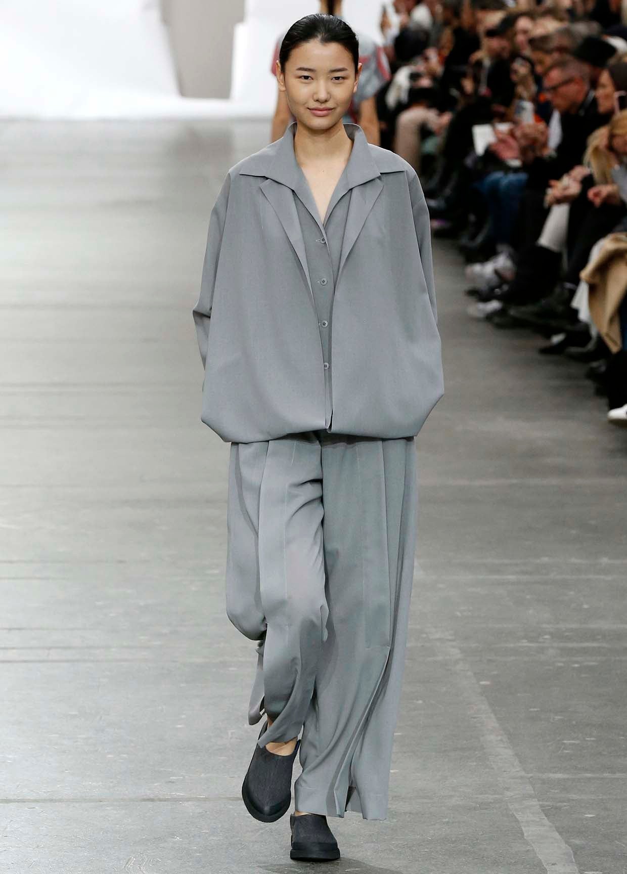 ISSEY MIYAKE AUTUMN WINTER 2020/21 COLLECTIONS 15