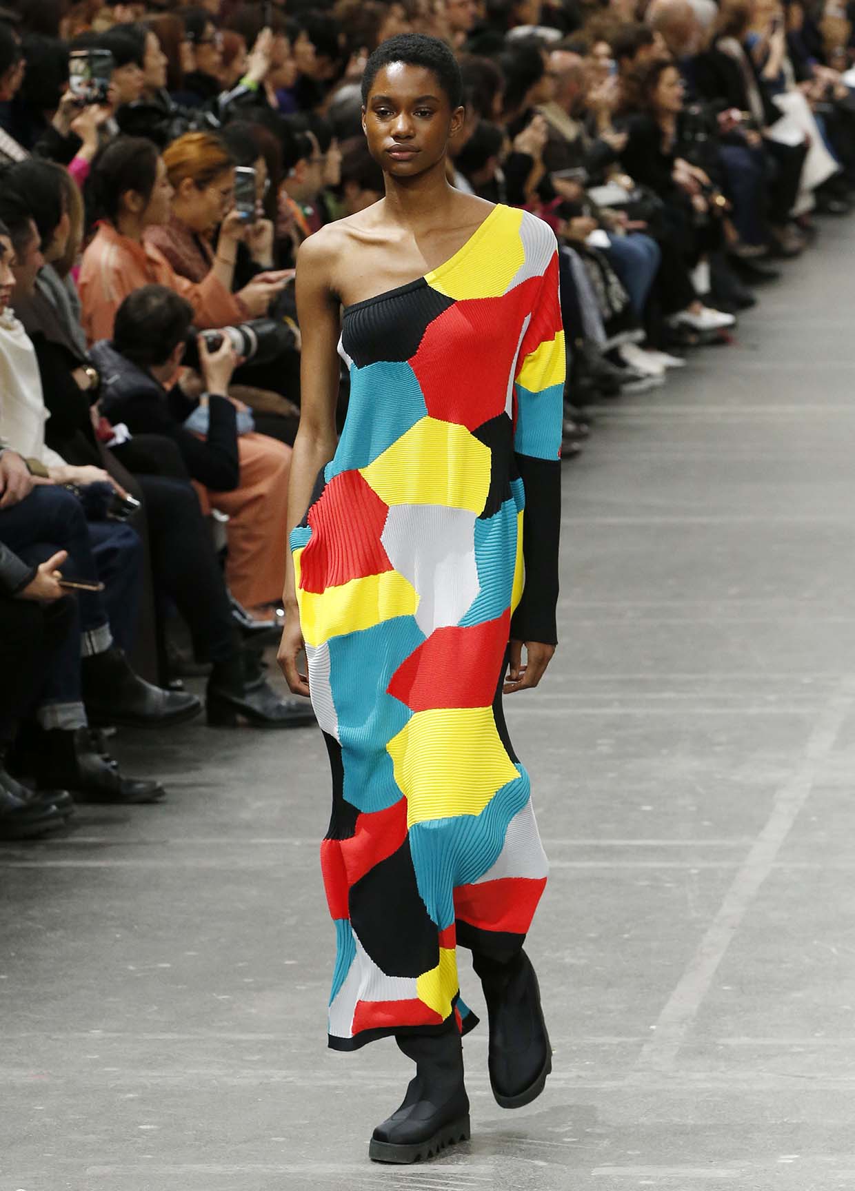 ISSEY MIYAKE AUTUMN WINTER 2020/21 COLLECTIONS 18