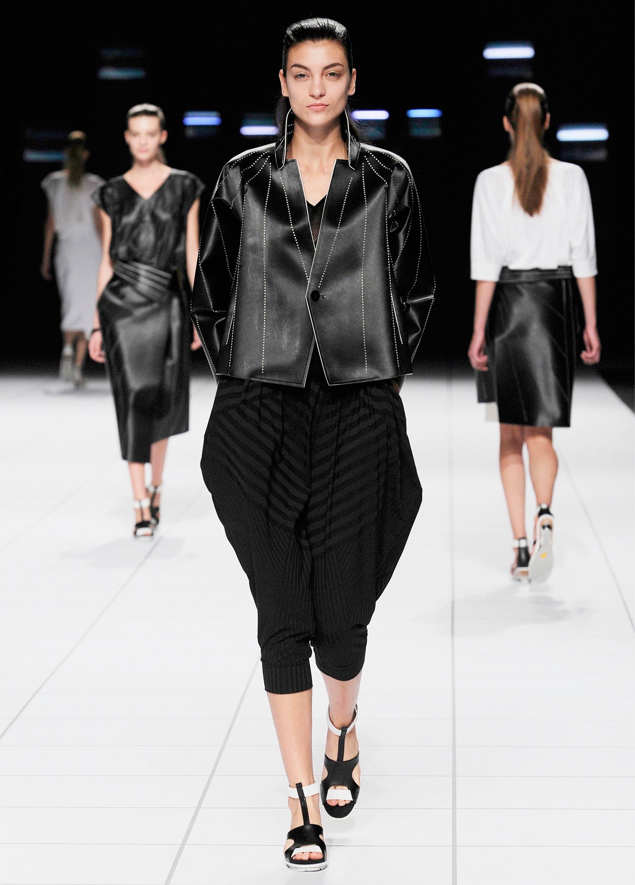 ISSEY MIYAKE SPRING SUMMER 2014 COLLECTIONS 05