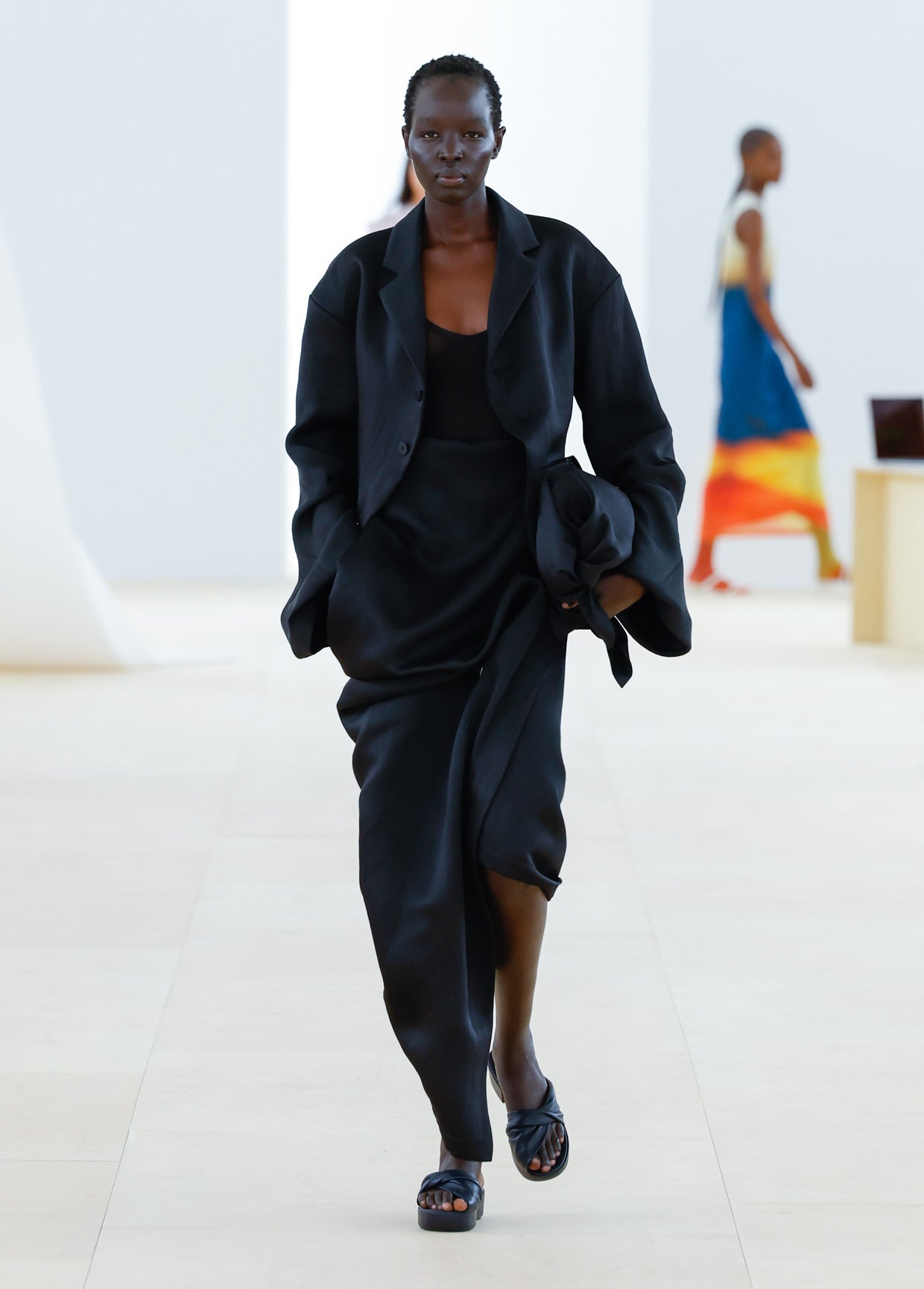 ISSEY MIYAKE SPRING SUMMER 2024 COLLECTIONS 16