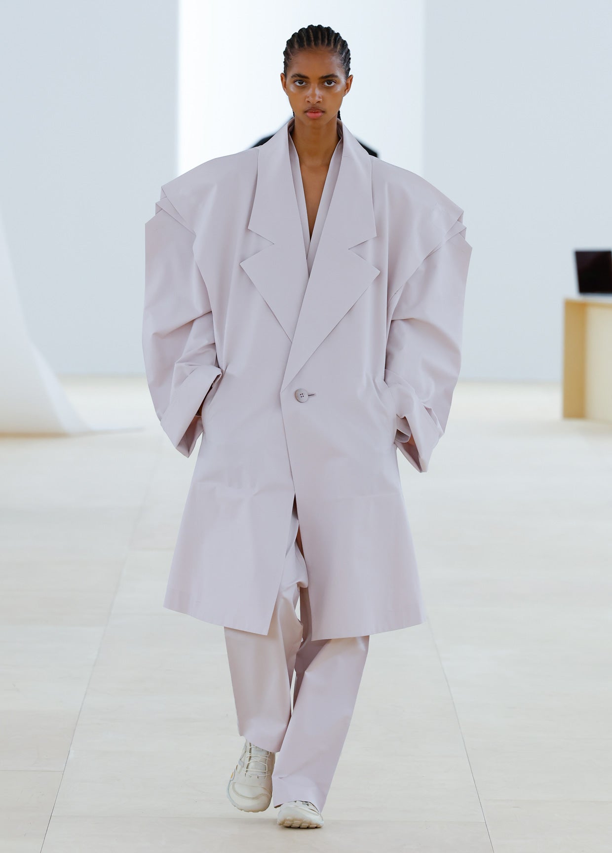 ISSEY MIYAKE SPRING SUMMER 2024 COLLECTIONS 22