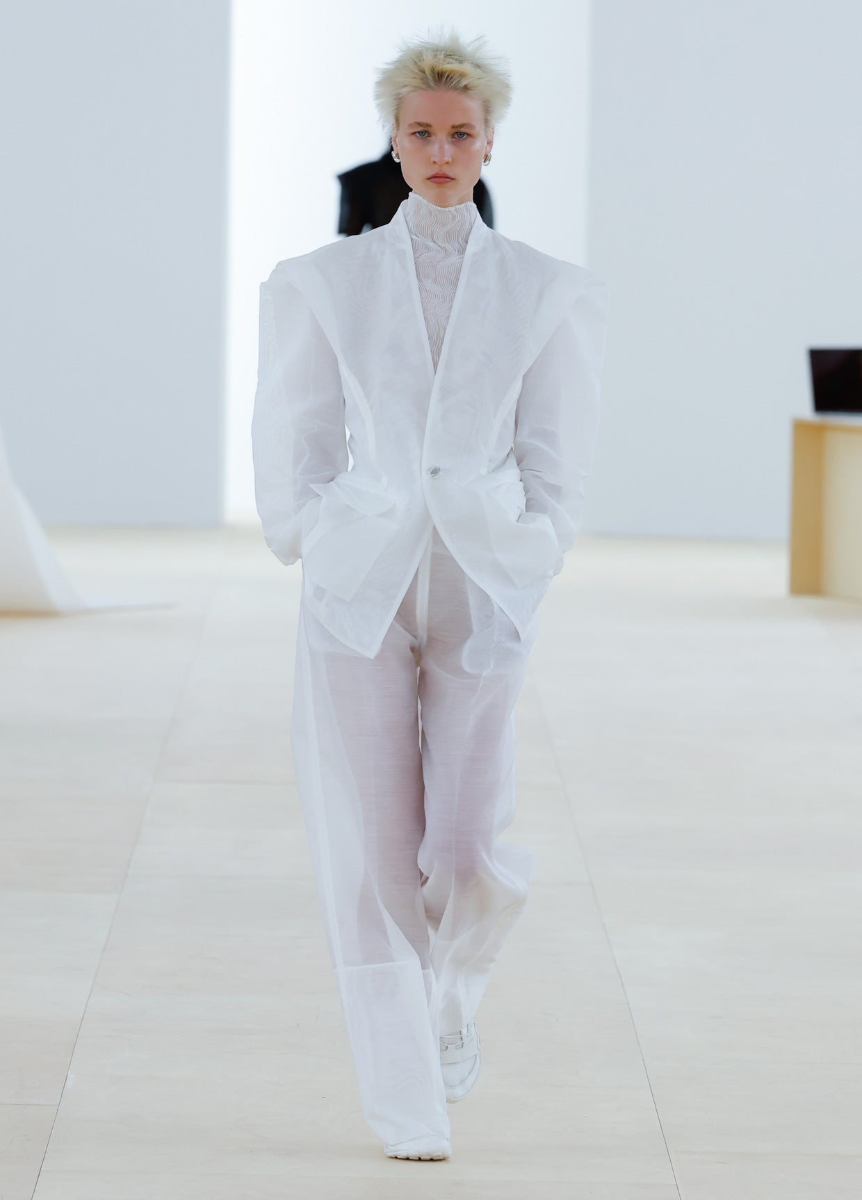 ISSEY MIYAKE SPRING SUMMER 2024 COLLECTIONS 29