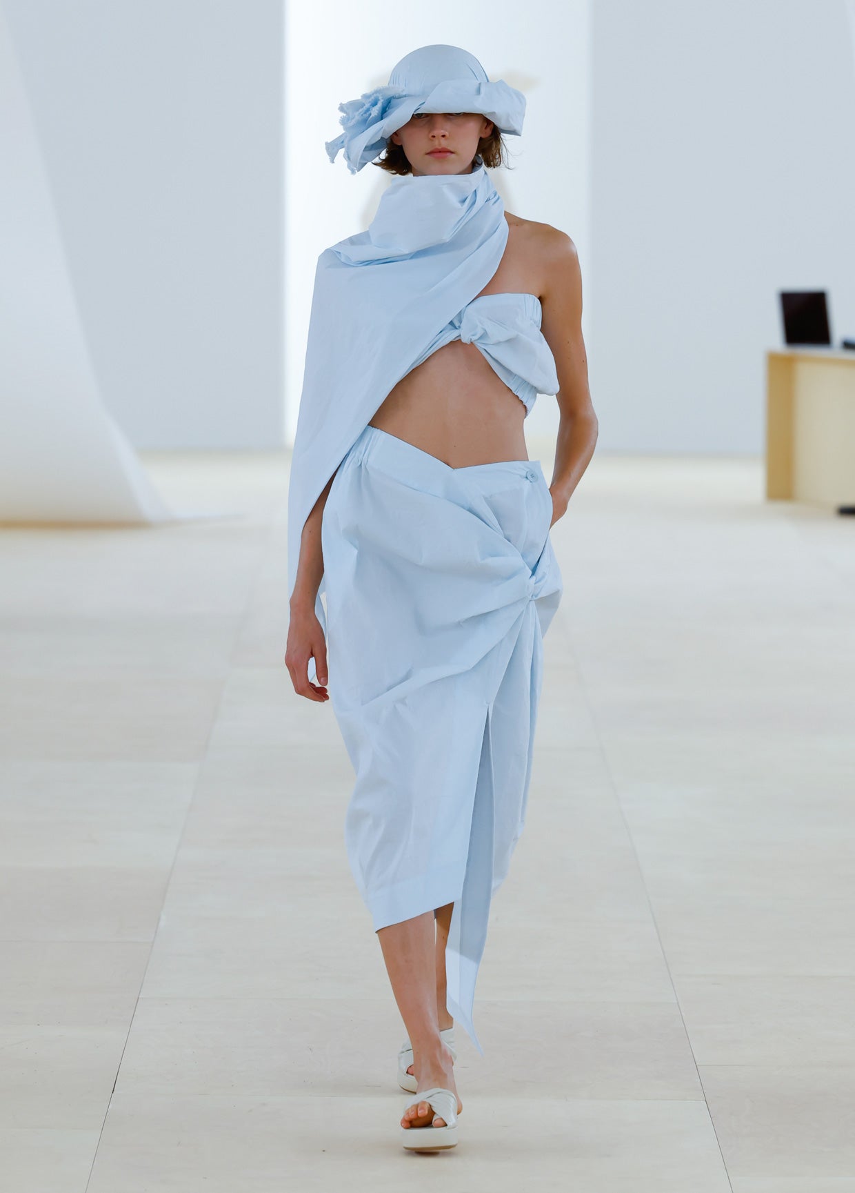 ISSEY MIYAKE SPRING SUMMER 2024 COLLECTIONS 36